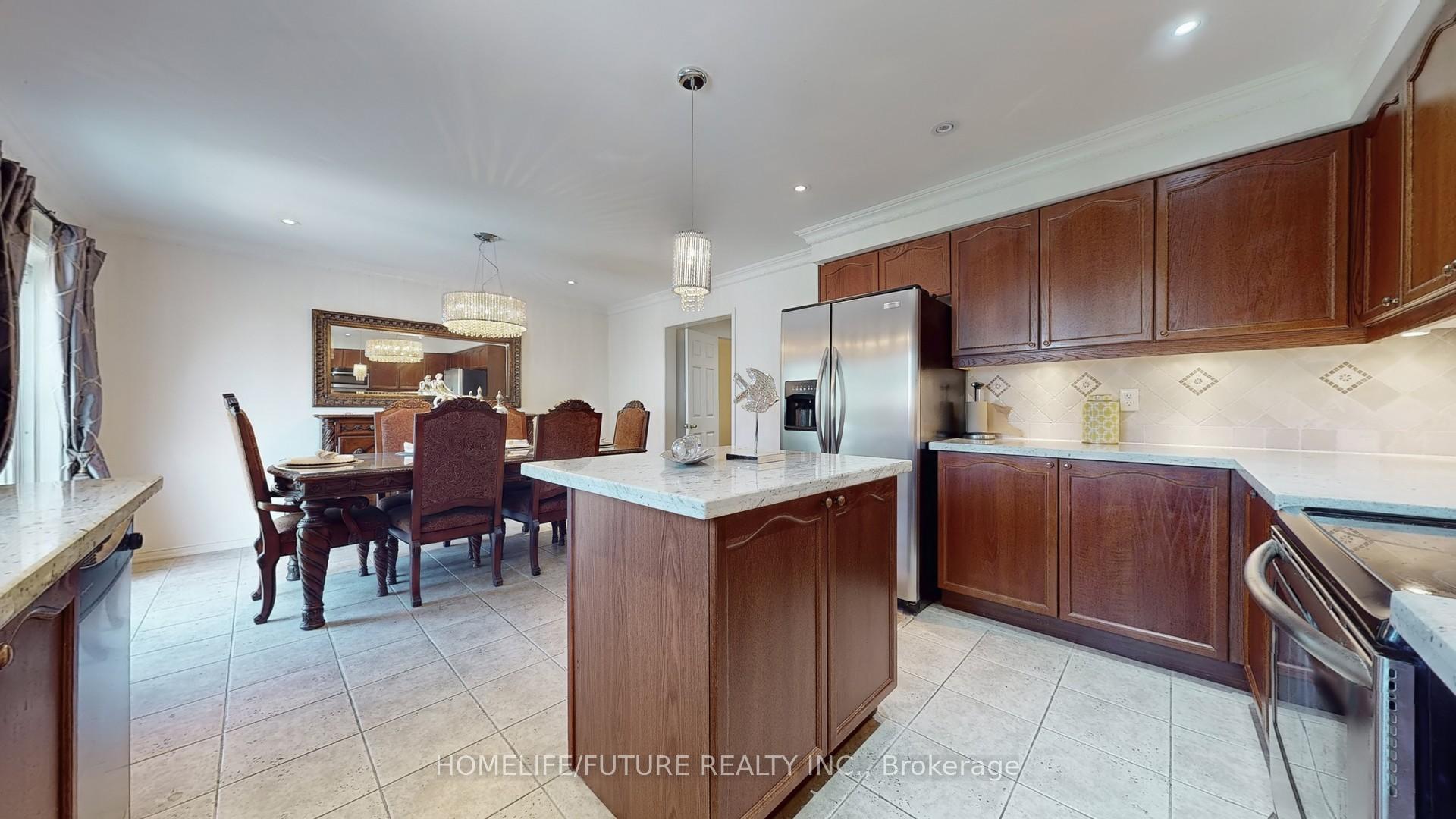 Photo 6 of 100 Carpendale Crescent, Ajax, Northeast Ajax — HOMEH