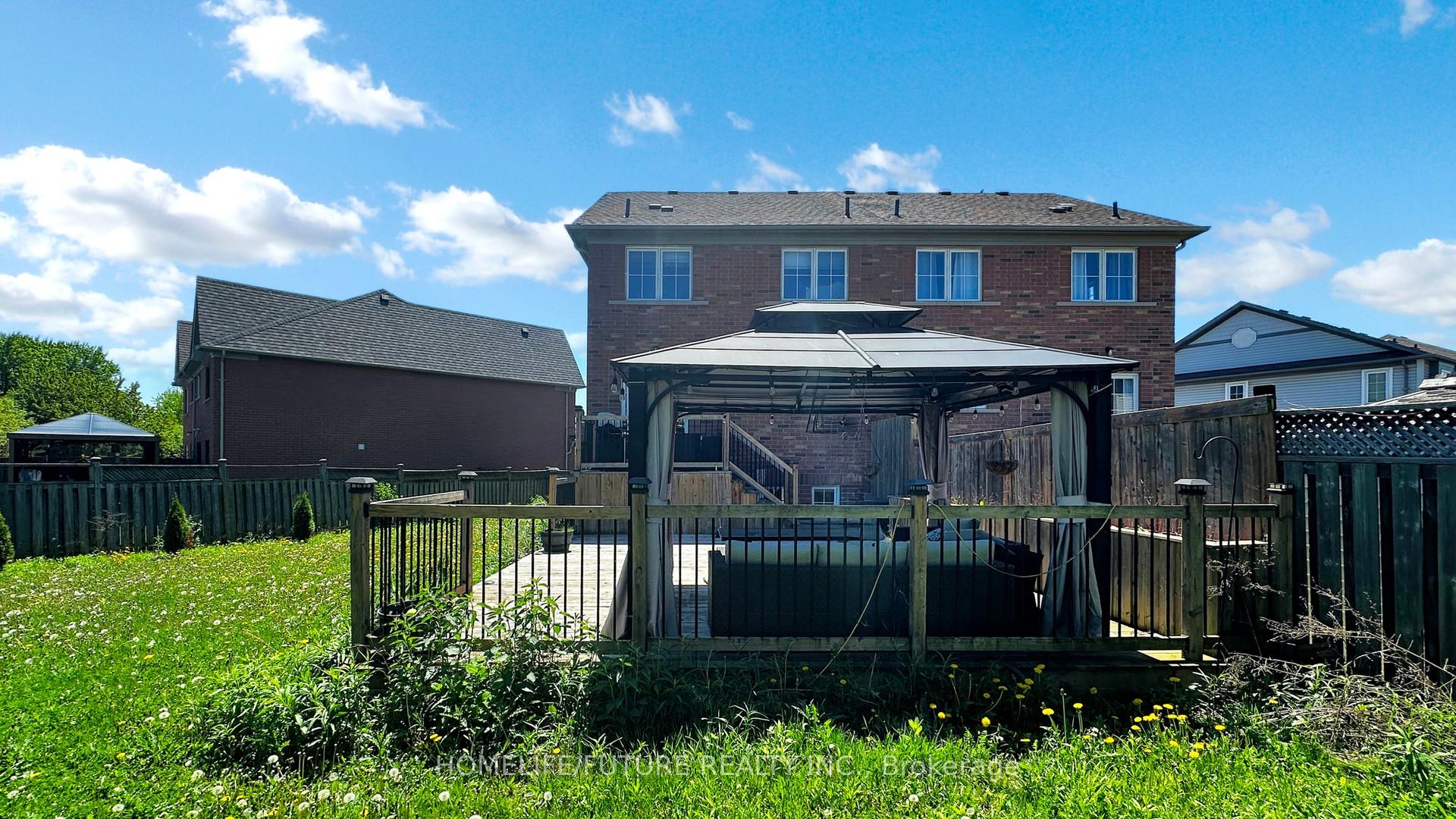 Photo 33 of 100 Carpendale Crescent, Ajax, Northeast Ajax — HOMEH