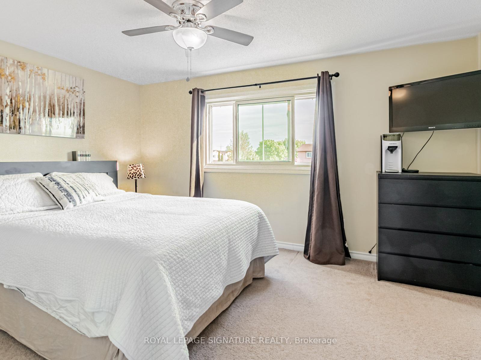 Photo 17 of 186 Martindale Crescent, Brampton, Brampton West — HOMEH