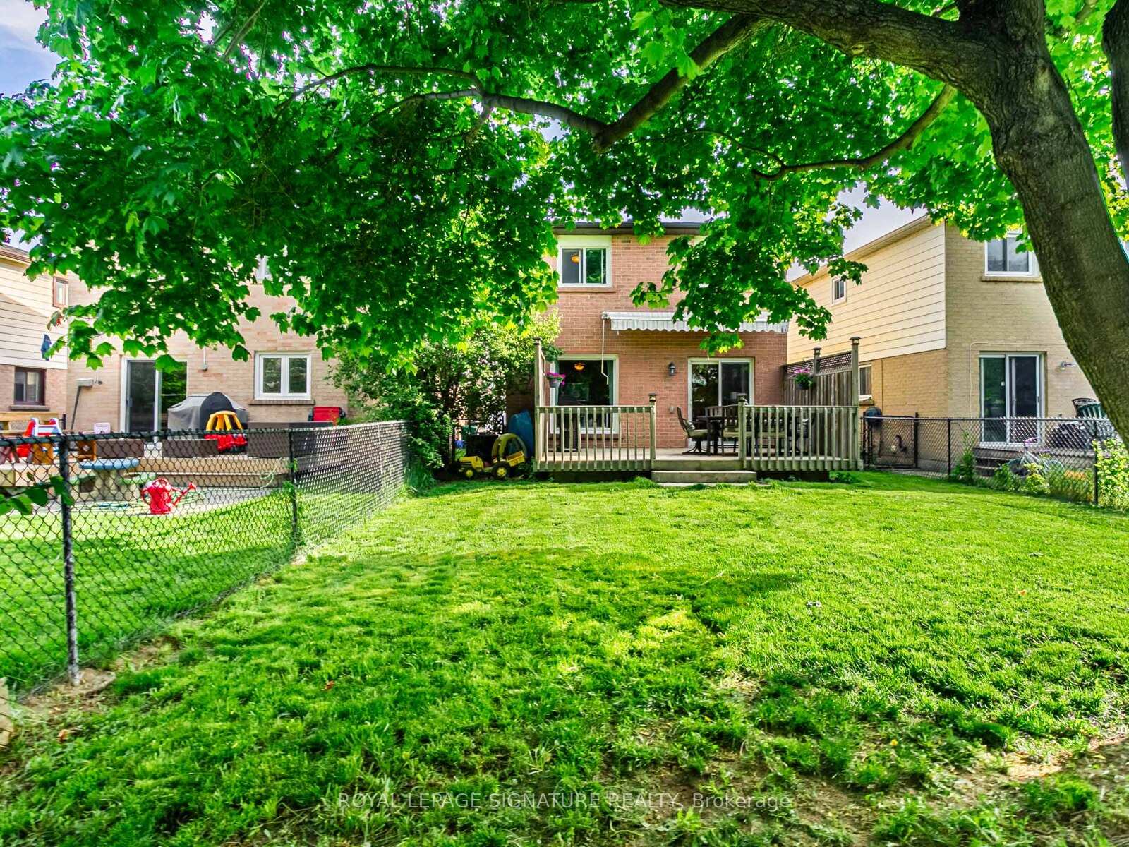 Photo 34 of 186 Martindale Crescent, Brampton, Brampton West — HOMEH