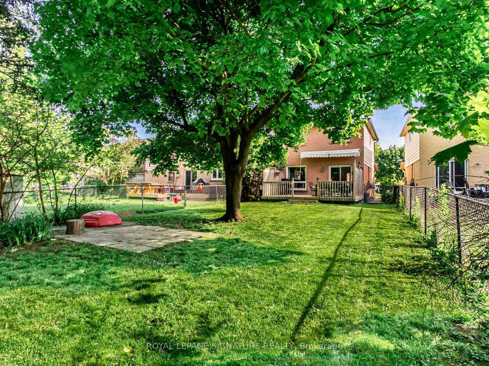 Photo 31 of 186 Martindale Crescent, Brampton, Brampton West — HOMEH