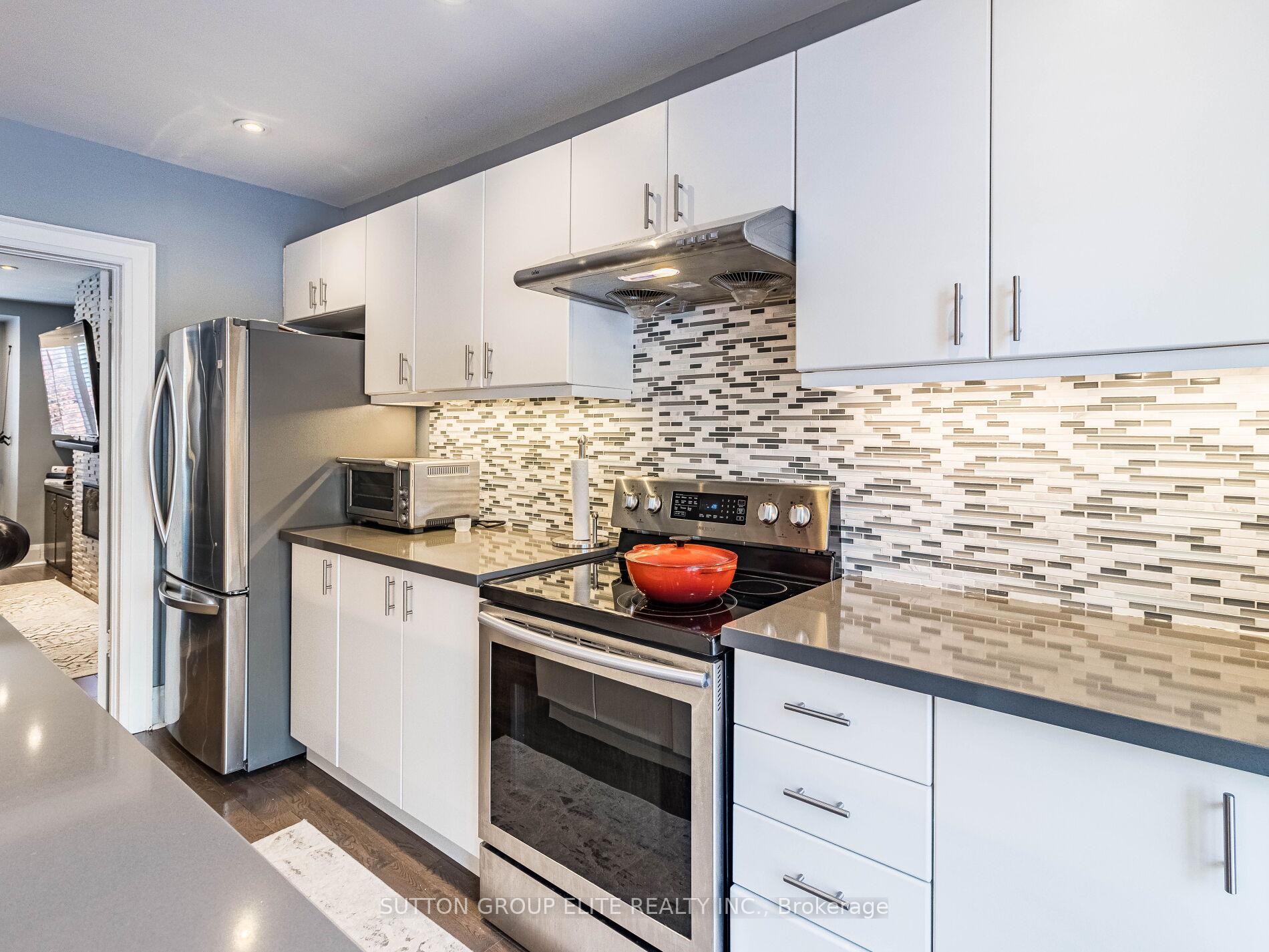 Photo 21 of 461 Donlands Avenue, Toronto, East York — HOMEH