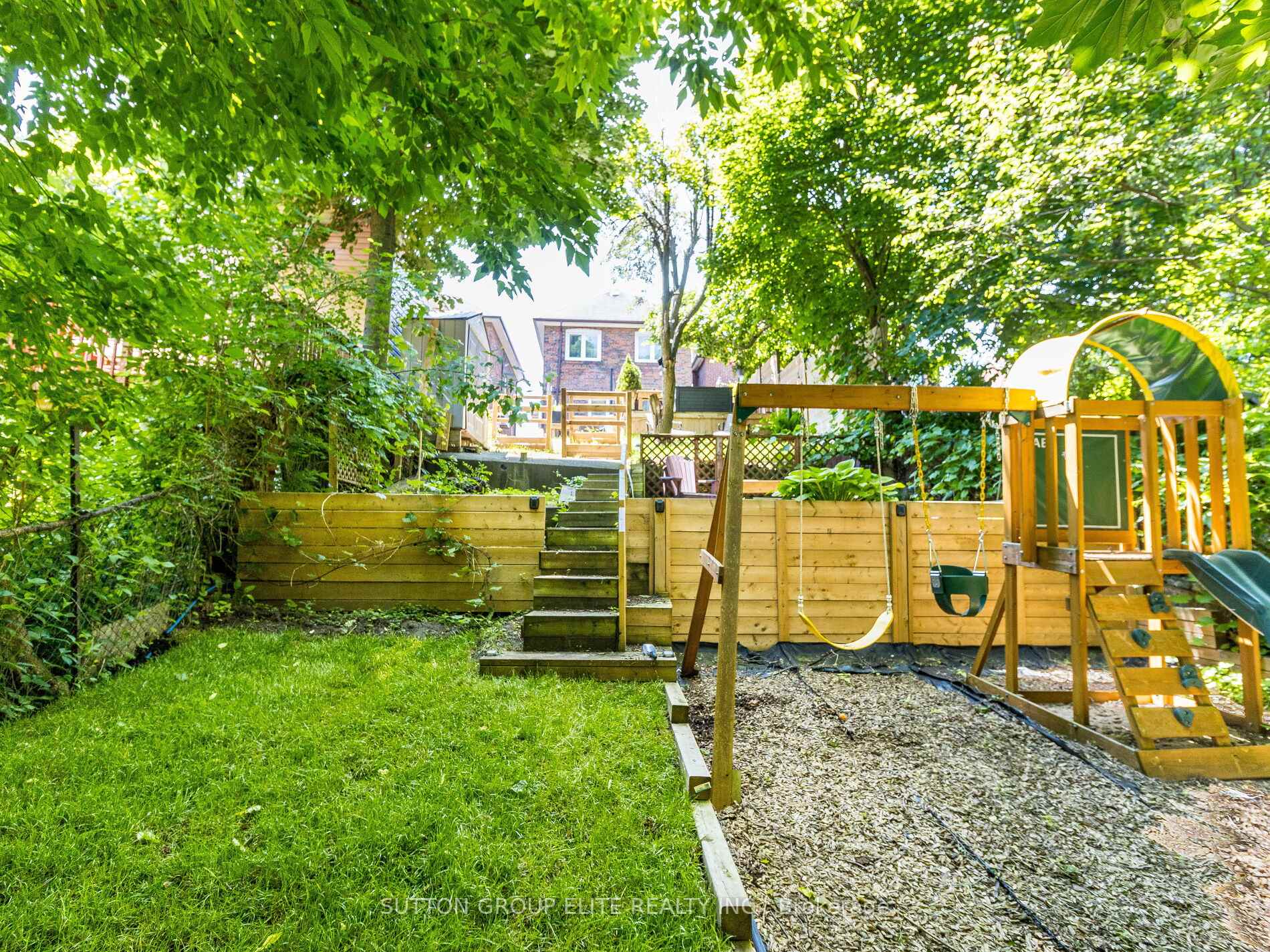 Photo 43 of 461 Donlands Avenue, Toronto, East York — HOMEH
