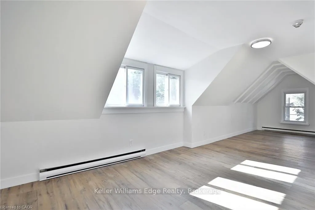 Photo 5 of Unit 3, 128 Herkimer Street, Hamilton, Durand — HOMEH