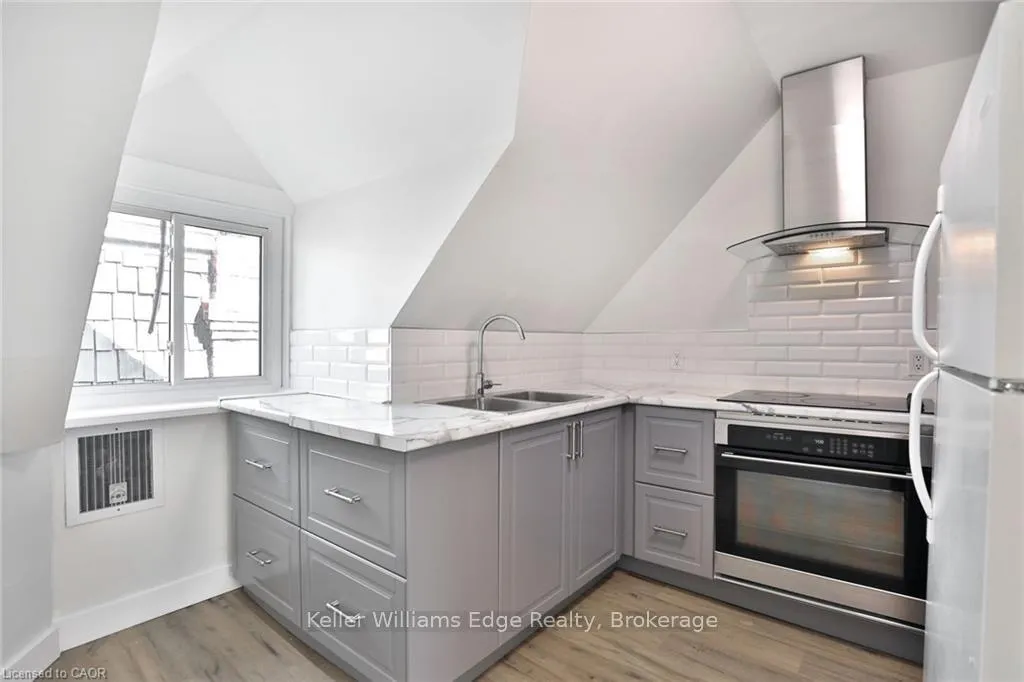 Photo 9 of Unit 3, 128 Herkimer Street, Hamilton, Durand — HOMEH