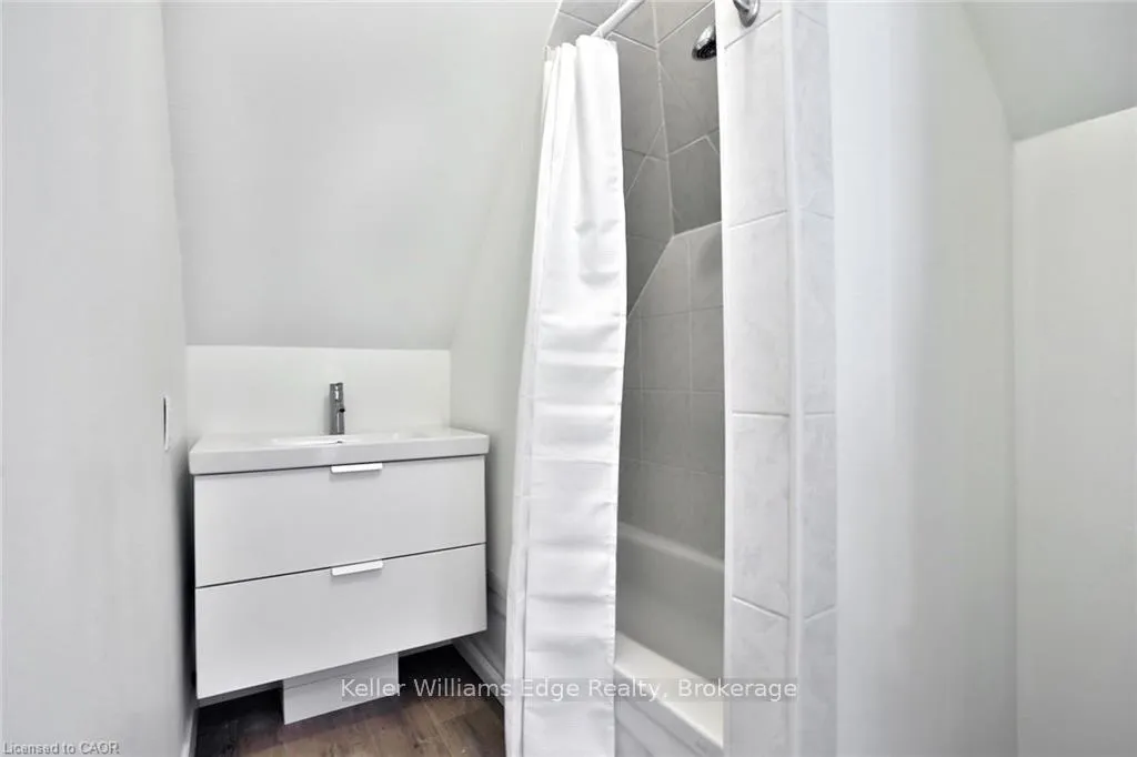 Photo 12 of Unit 3, 128 Herkimer Street, Hamilton, Durand — HOMEH