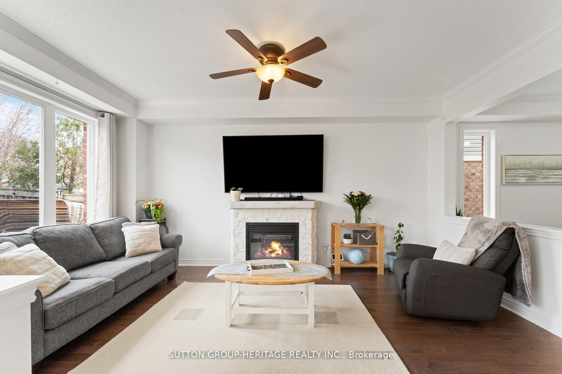 Photo 23 of 19 Arnold Johnston Street, Clarington, Courtice — HOMEH