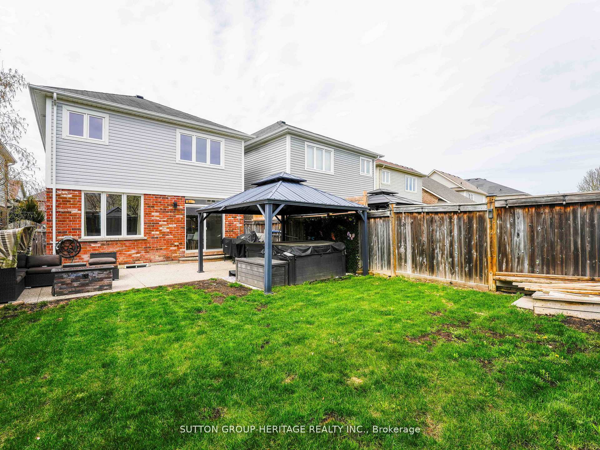 Photo 32 of 19 Arnold Johnston Street, Clarington, Courtice — HOMEH