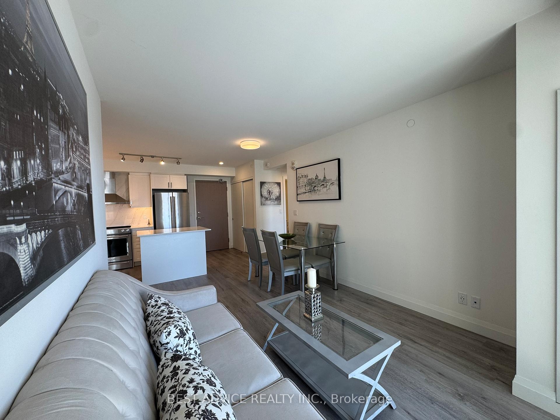 Photo 33 of Unit 802, 58 Lakeside Terrace, Barrie, Little Lake — HOMEH