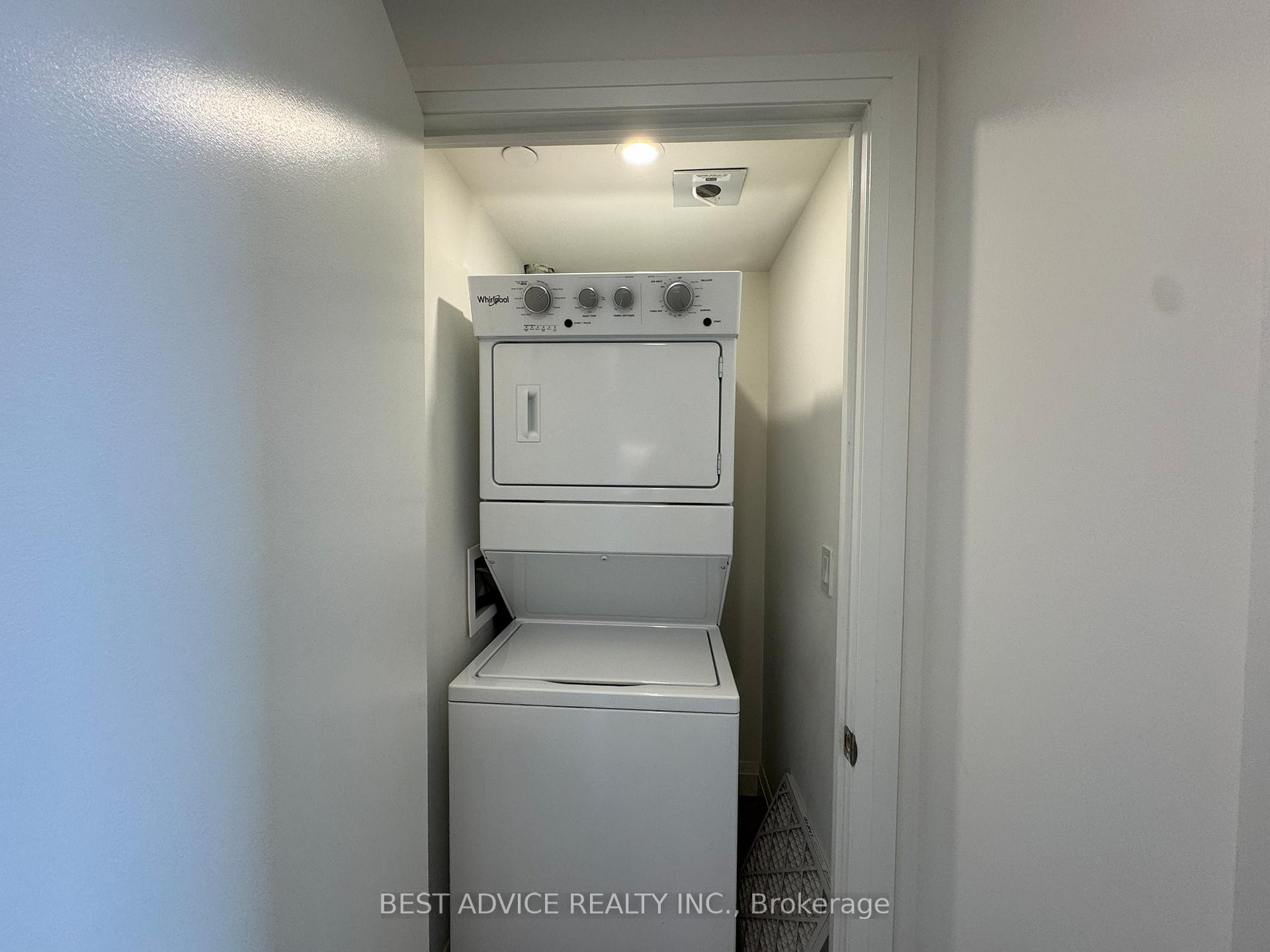 Photo 9 of Unit 802, 58 Lakeside Terrace, Barrie, Little Lake — HOMEH