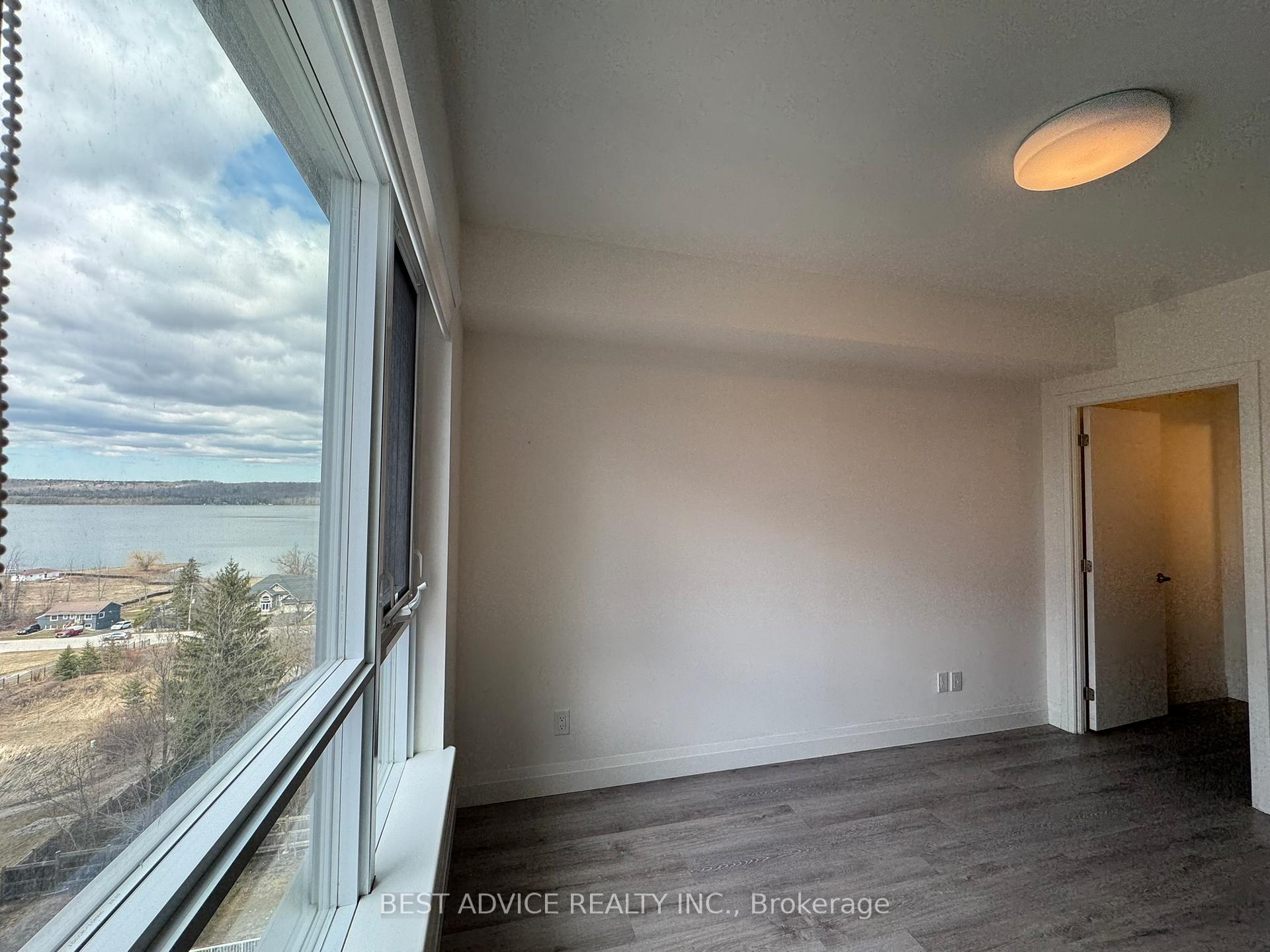 Photo 18 of Unit 802, 58 Lakeside Terrace, Barrie, Little Lake — HOMEH