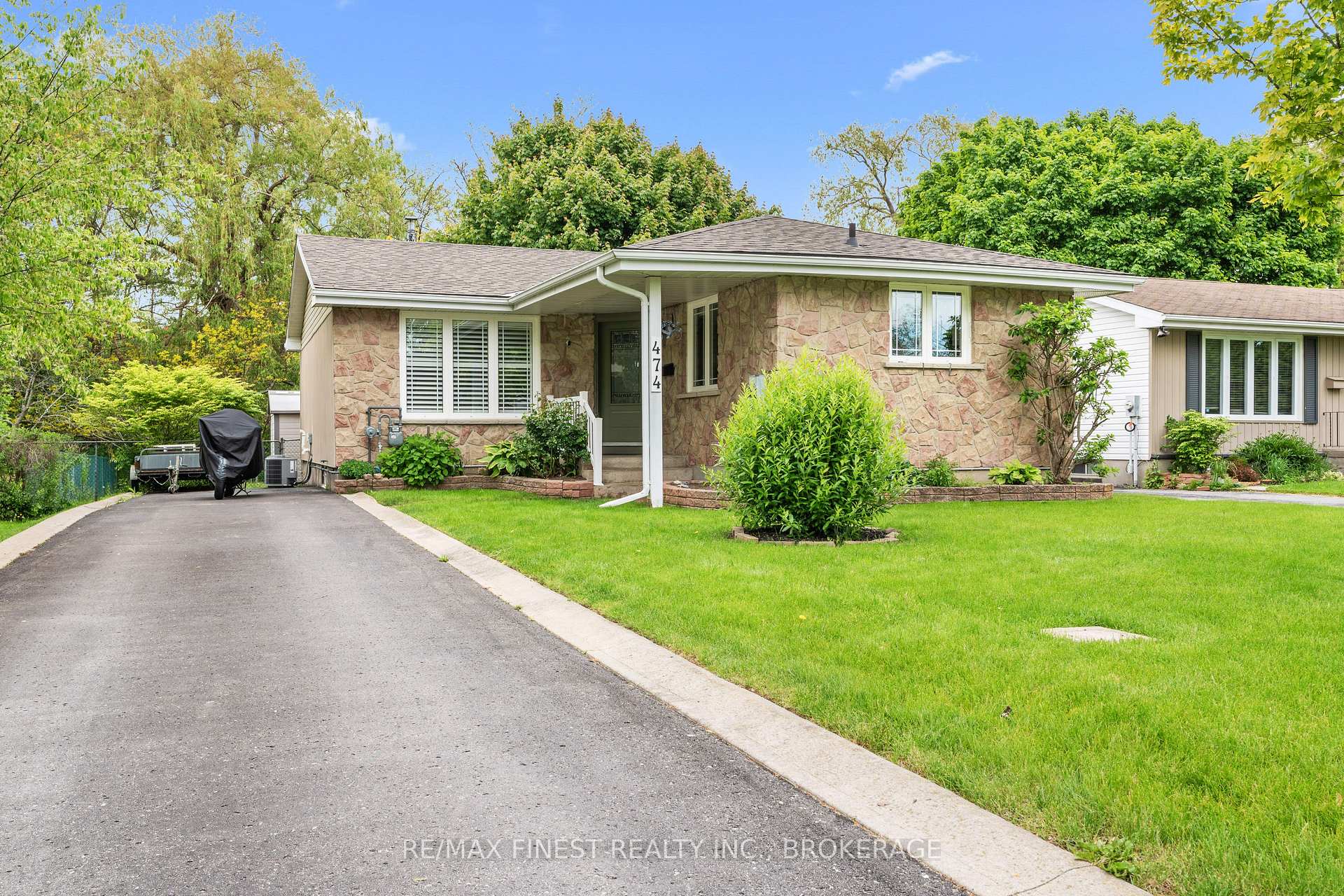 Photo 1 of 474 Canterbury Crescent, Kingston, City Southwest — HOMEH