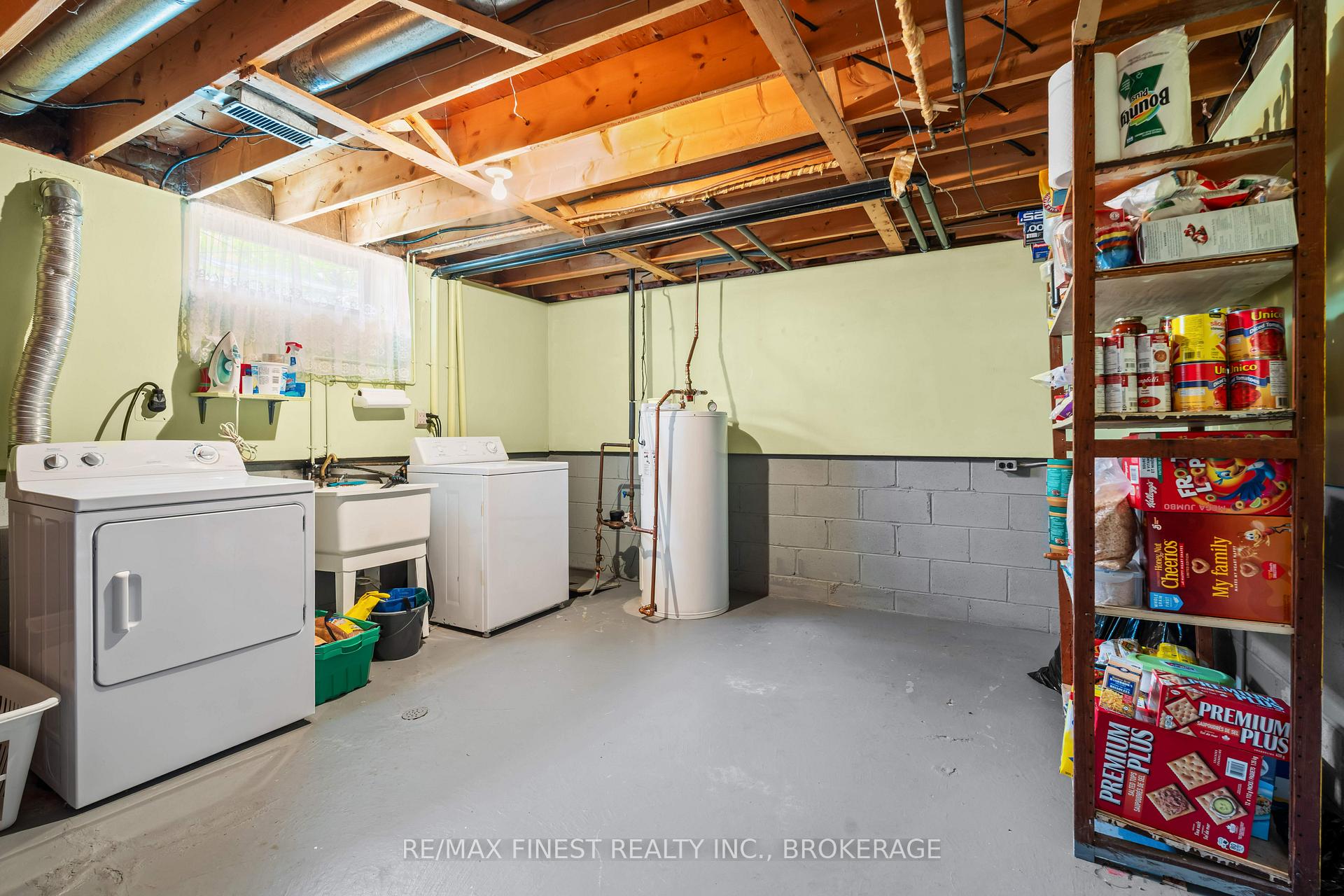 Photo 18 of 474 Canterbury Crescent, Kingston, City Southwest — HOMEH