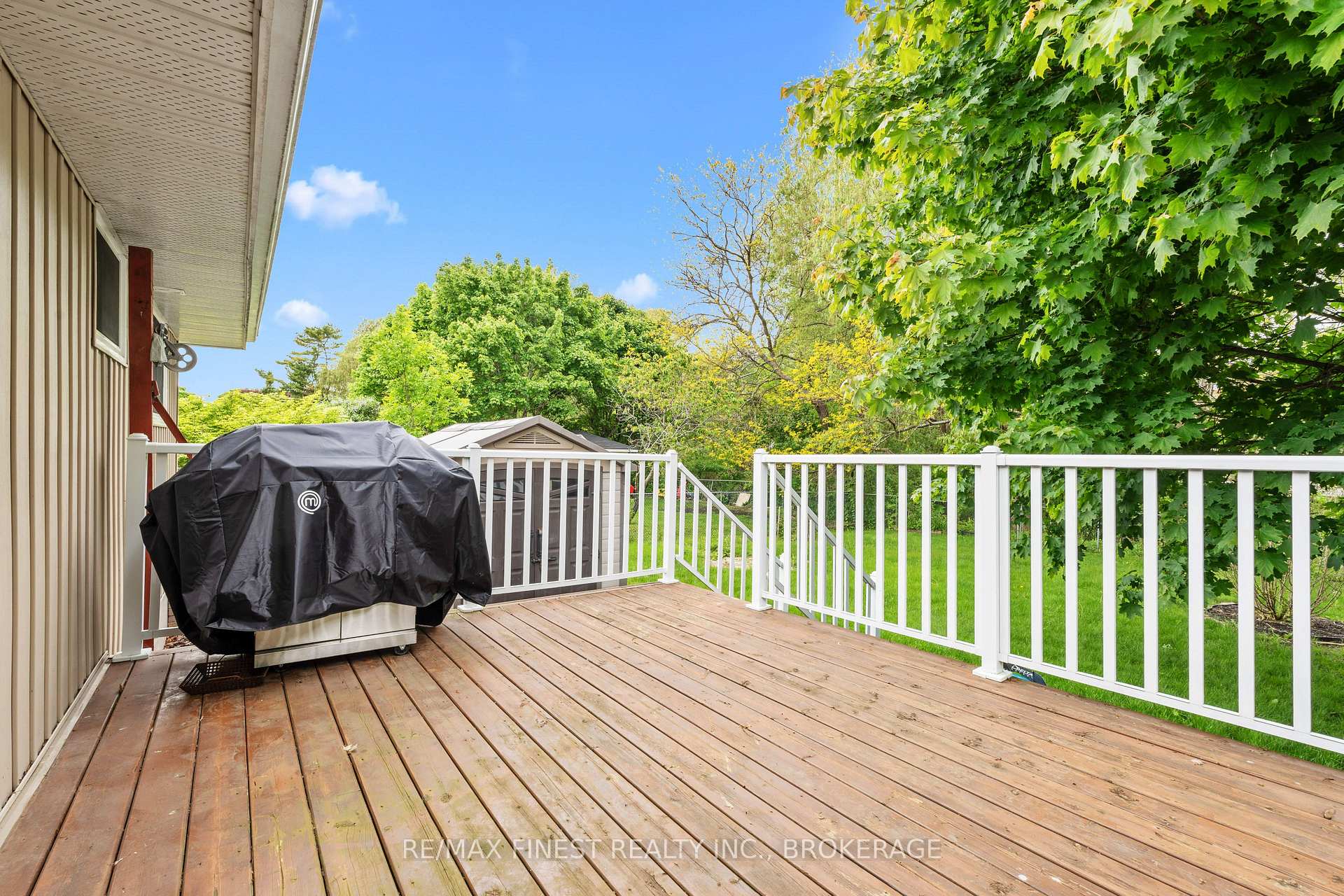 Photo 21 of 474 Canterbury Crescent, Kingston, City Southwest — HOMEH