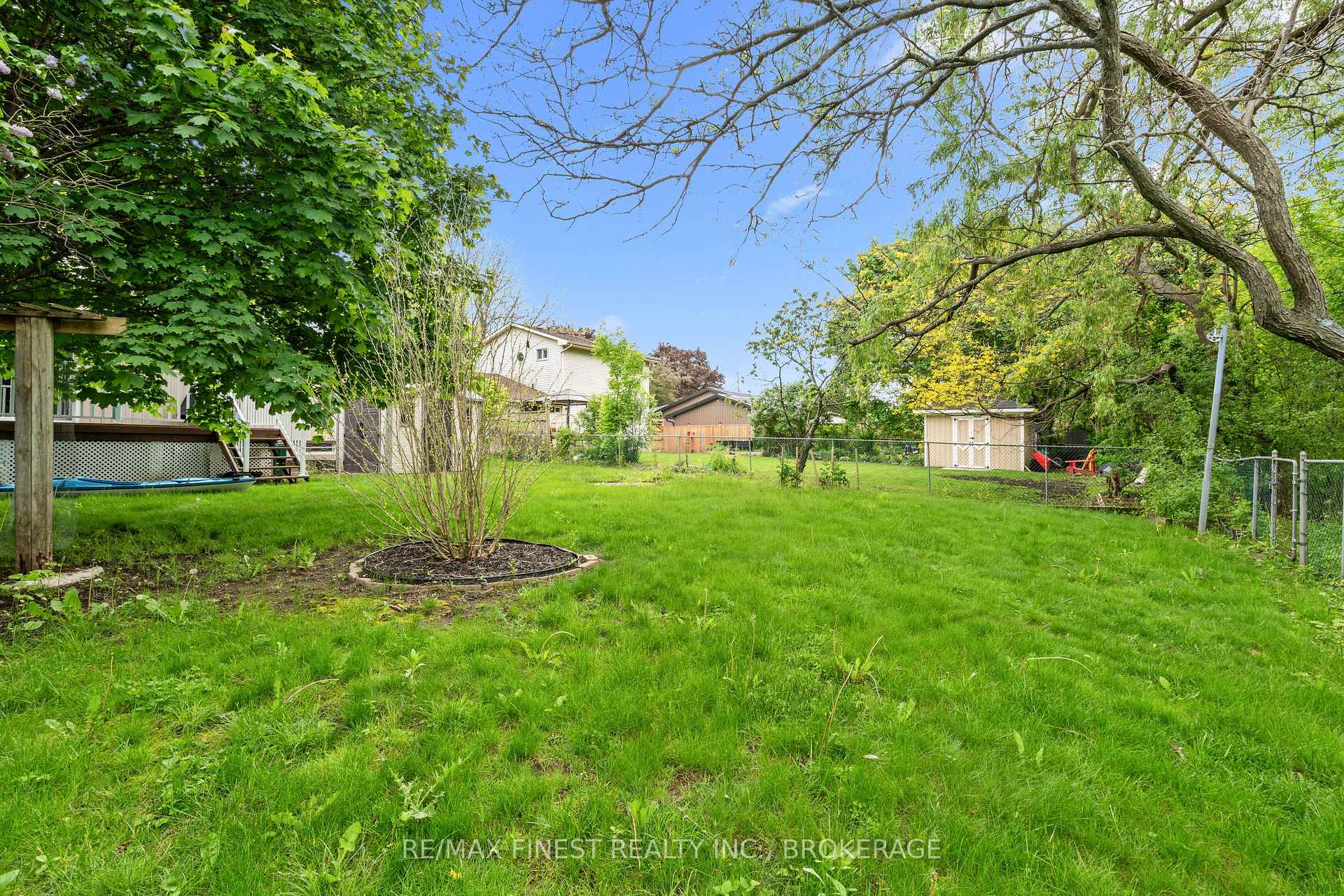 Photo 27 of 474 Canterbury Crescent, Kingston, City Southwest — HOMEH