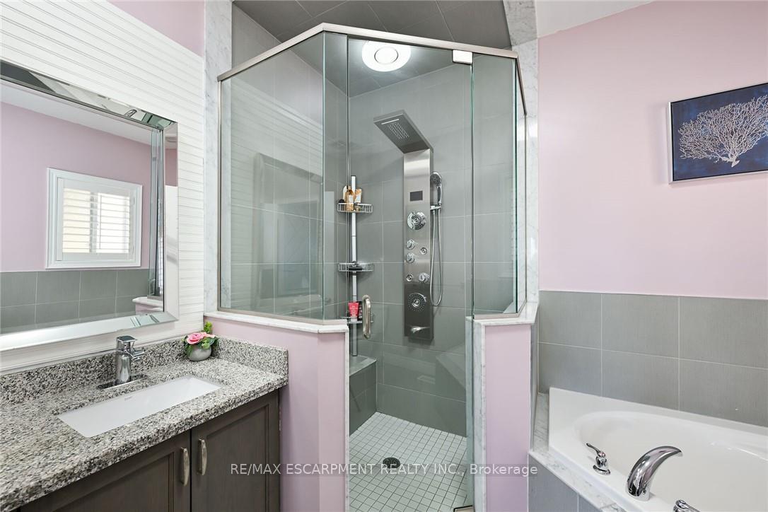Photo 22 of 30 Ascoli Drive, Hamilton, Ryckmans — HOMEH
