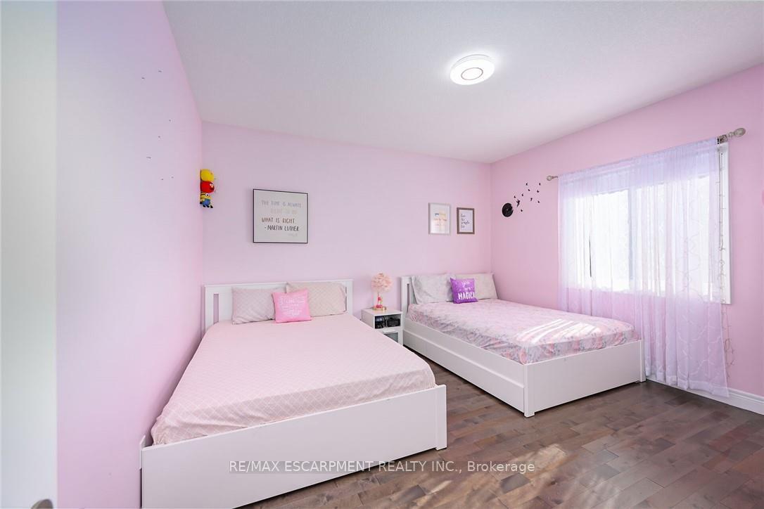Photo 33 of 30 Ascoli Drive, Hamilton, Ryckmans — HOMEH