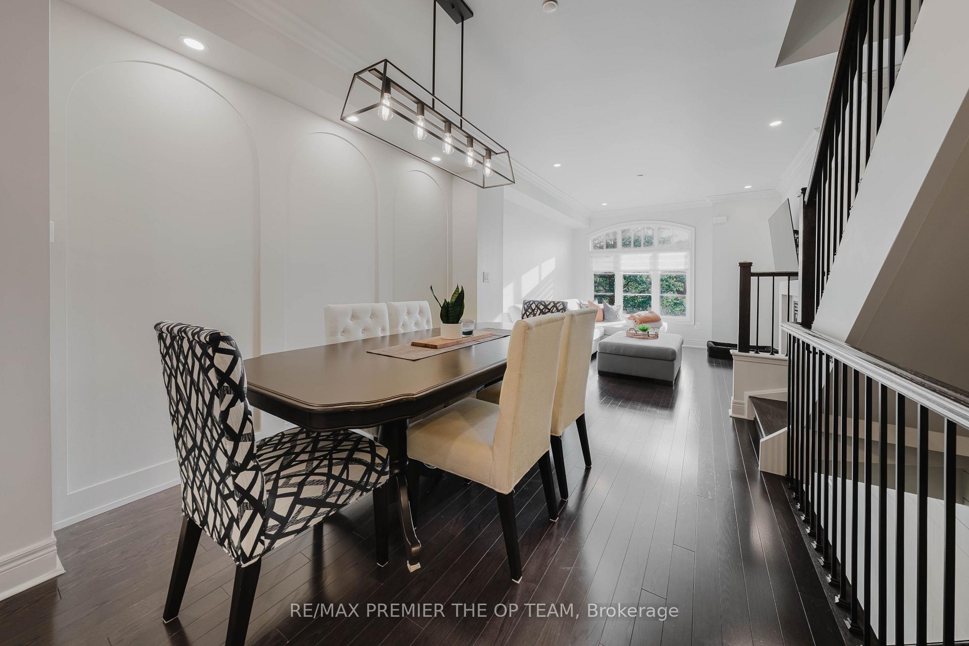 Photo 6 of Unit 4, 8347 Kipling Avenue, Vaughan, West Woodbridge — HOMEH