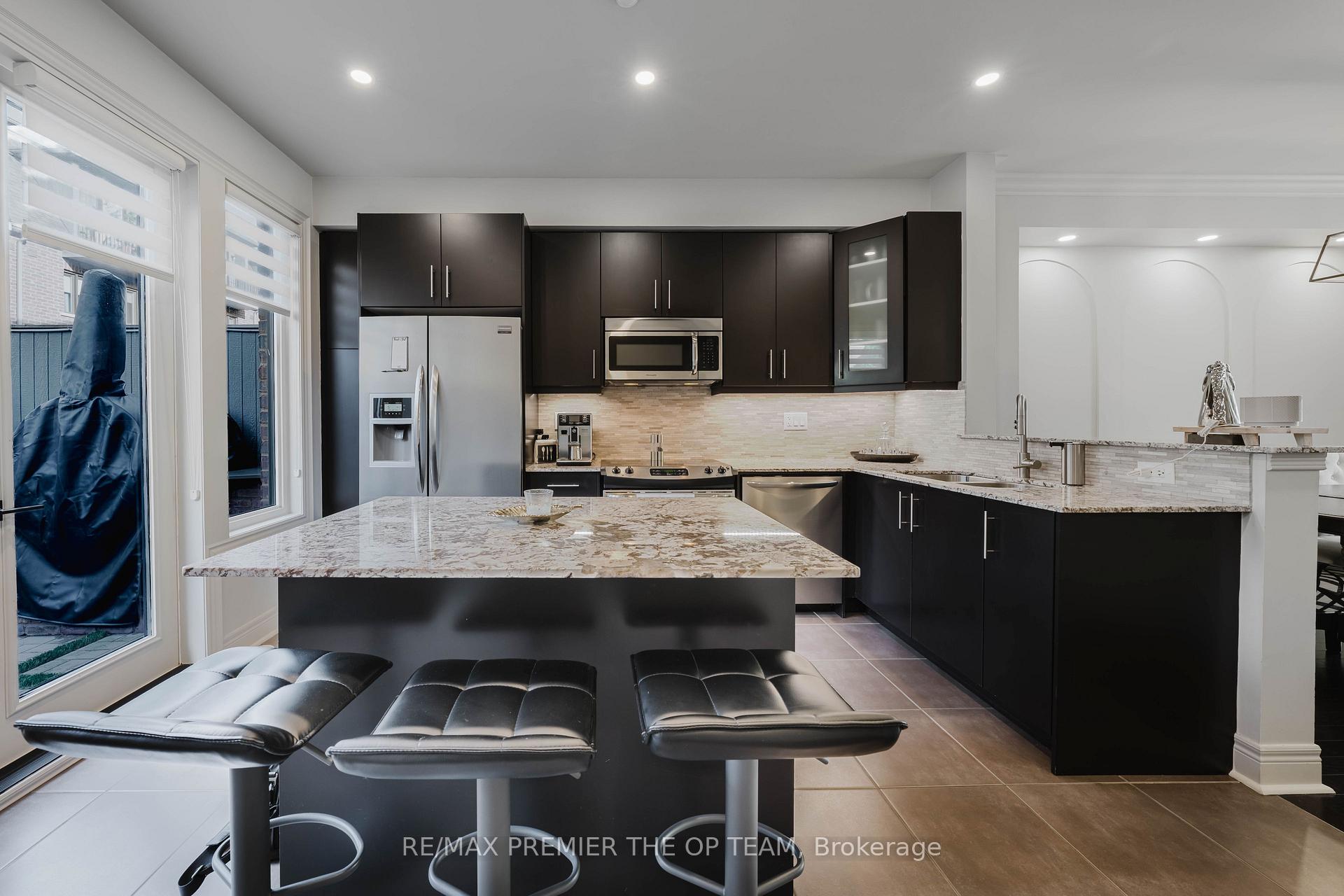 Photo 43 of Unit 4, 8347 Kipling Avenue, Vaughan, West Woodbridge — HOMEH