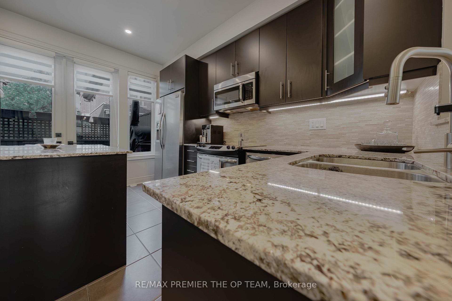 Photo 14 of Unit 4, 8347 Kipling Avenue, Vaughan, West Woodbridge — HOMEH