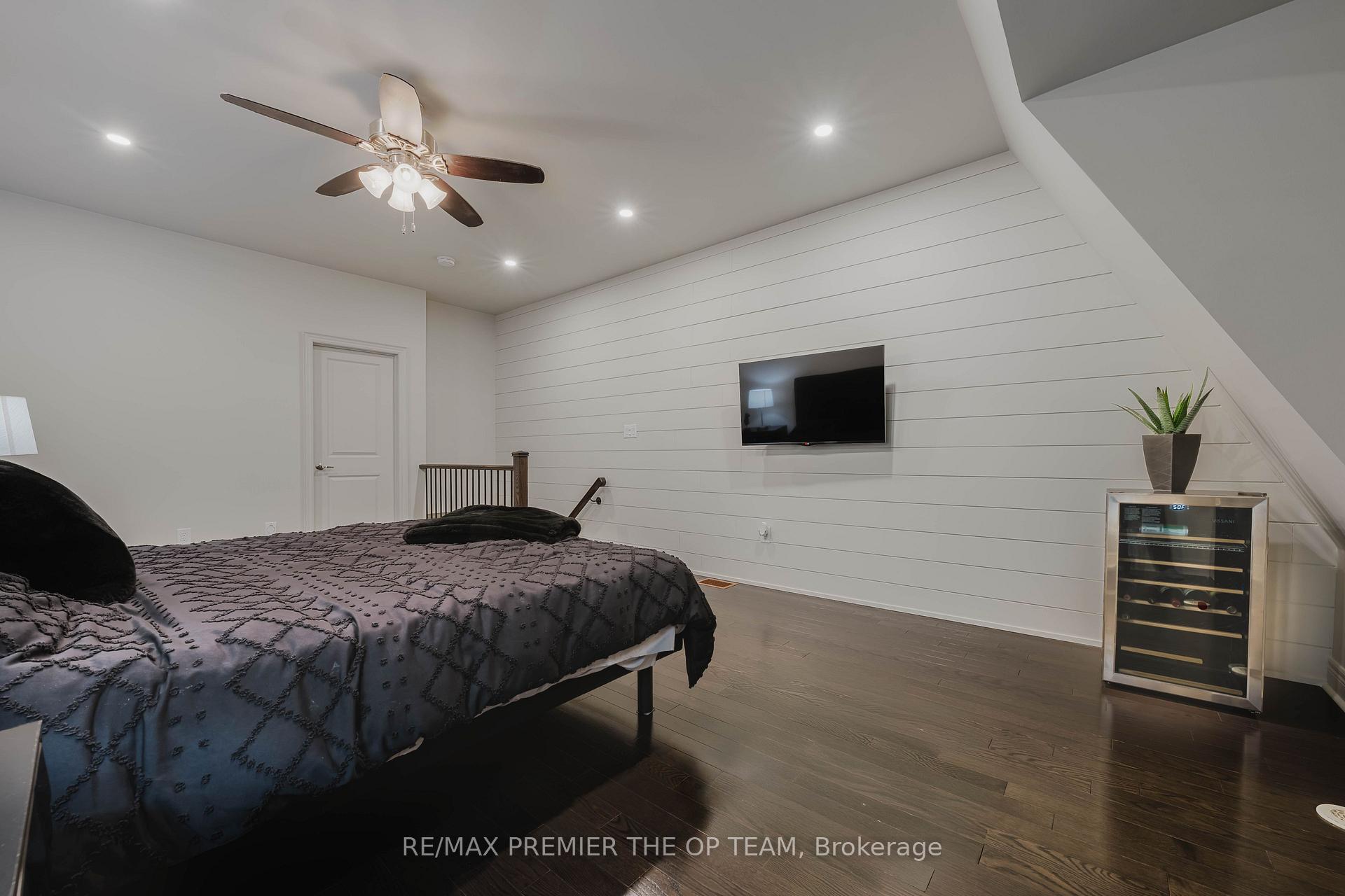 Photo 42 of Unit 4, 8347 Kipling Avenue, Vaughan, West Woodbridge — HOMEH