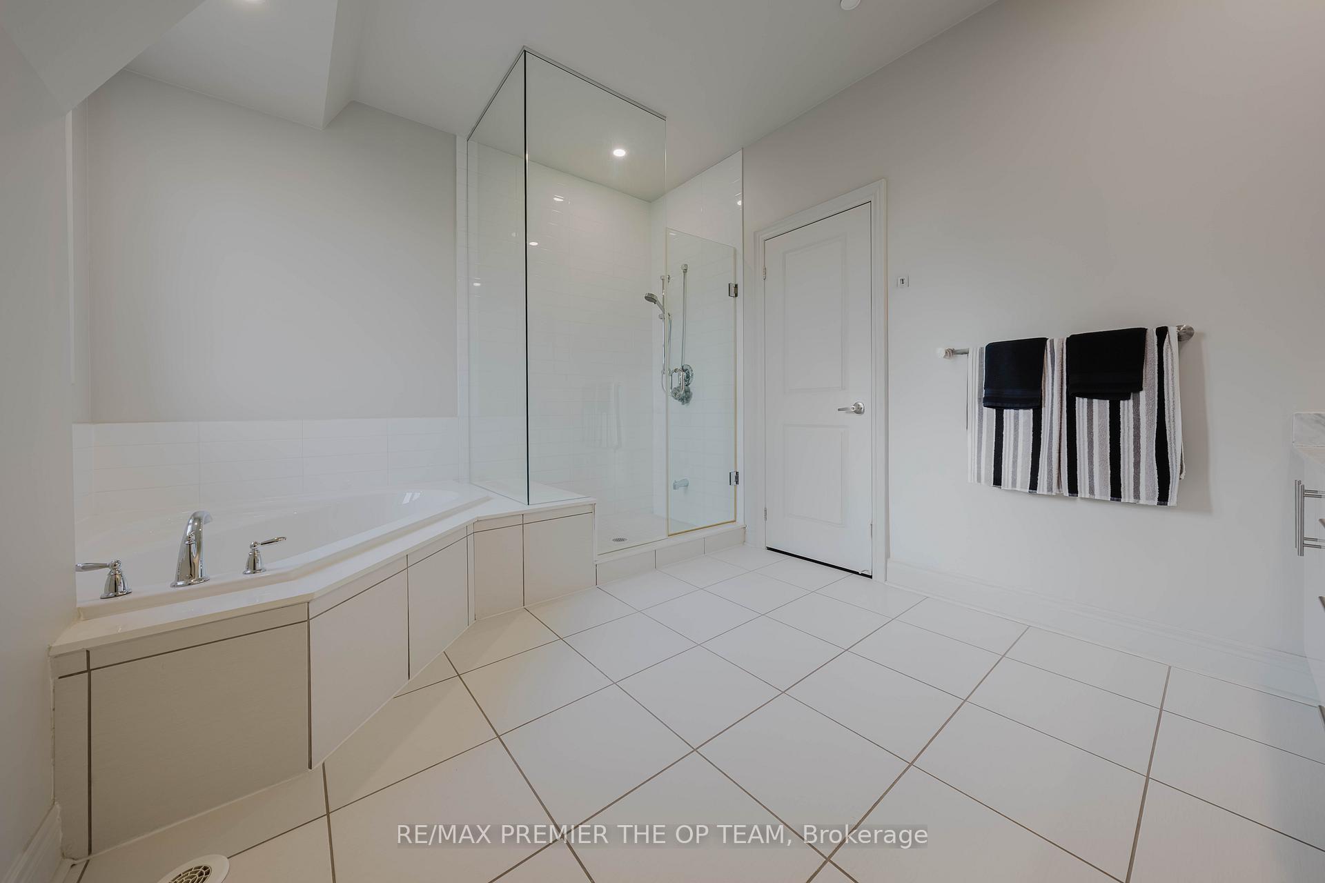 Photo 25 of Unit 4, 8347 Kipling Avenue, Vaughan, West Woodbridge — HOMEH