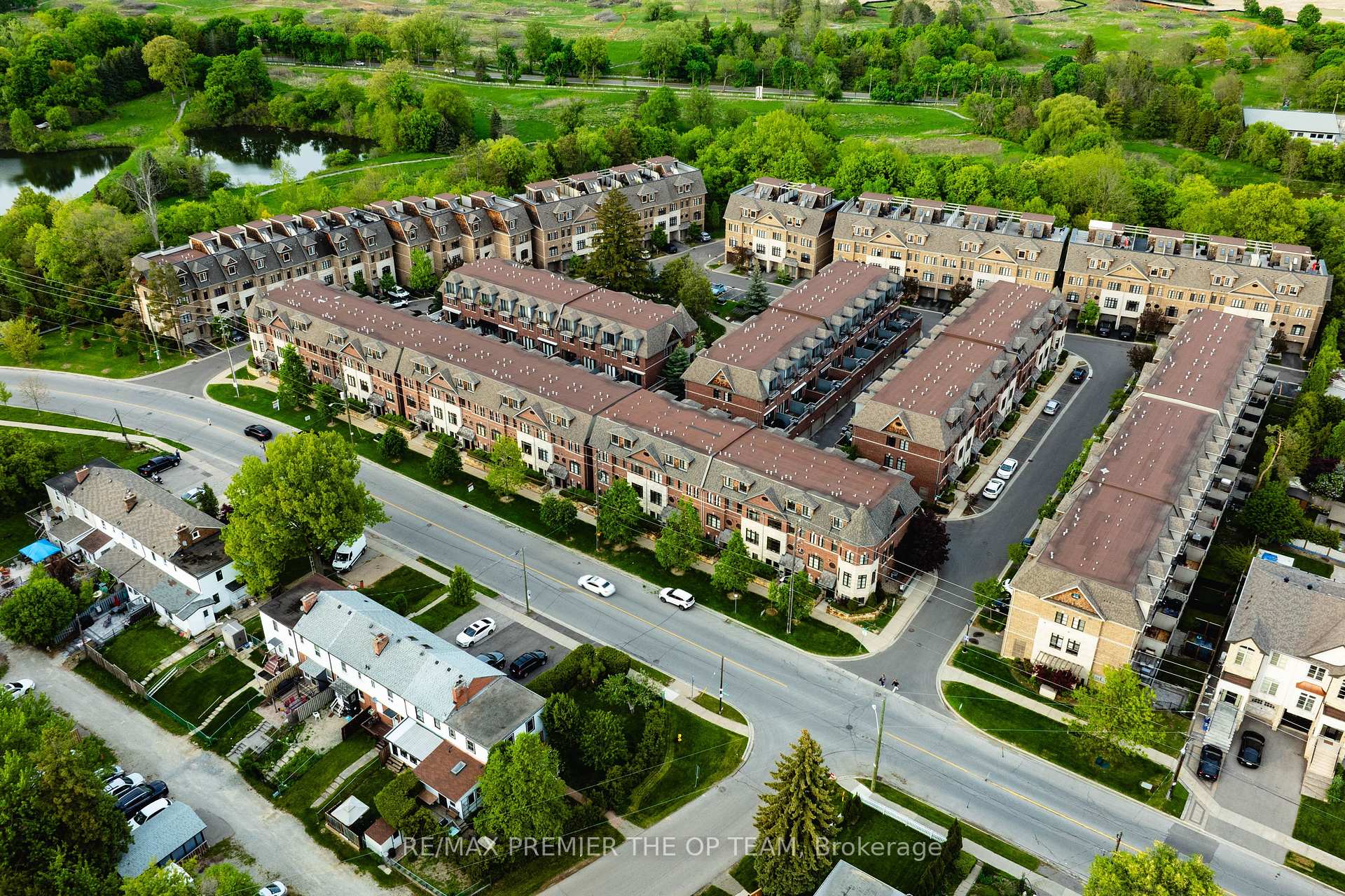 Photo 34 of Unit 4, 8347 Kipling Avenue, Vaughan, West Woodbridge — HOMEH