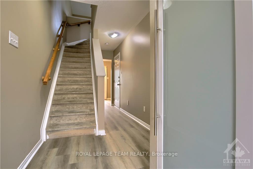 Photo 2 of 445 Sadar, Ottawa, Barrhaven - Cedargrove/Fraserdale — HOMEH
