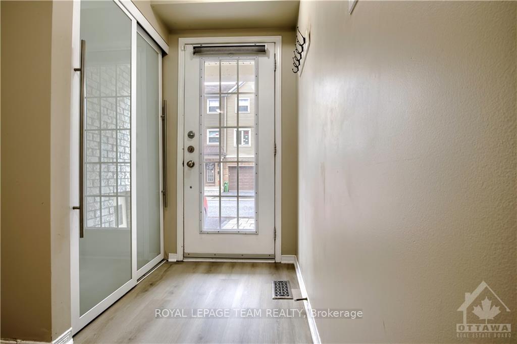 Photo 3 of 445 Sadar, Ottawa, Barrhaven - Cedargrove/Fraserdale — HOMEH