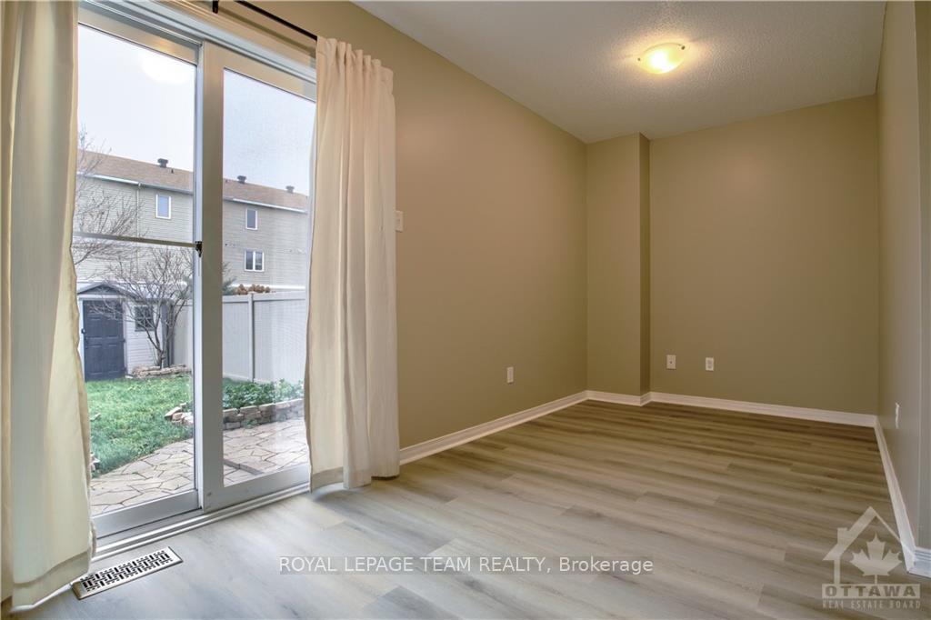 Photo 4 of 445 Sadar, Ottawa, Barrhaven - Cedargrove/Fraserdale — HOMEH