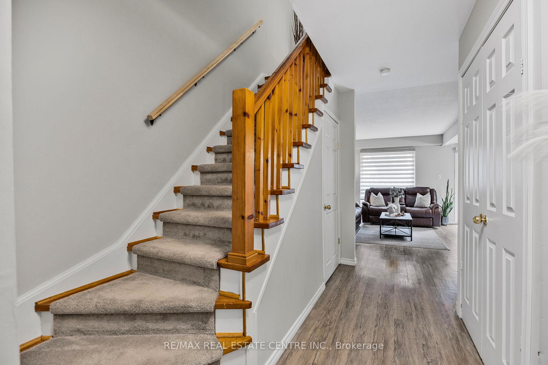 Photo 4 of Unit #32, 246 Tupper Boulevard, New Tecumseth, Alliston — HOMEH
