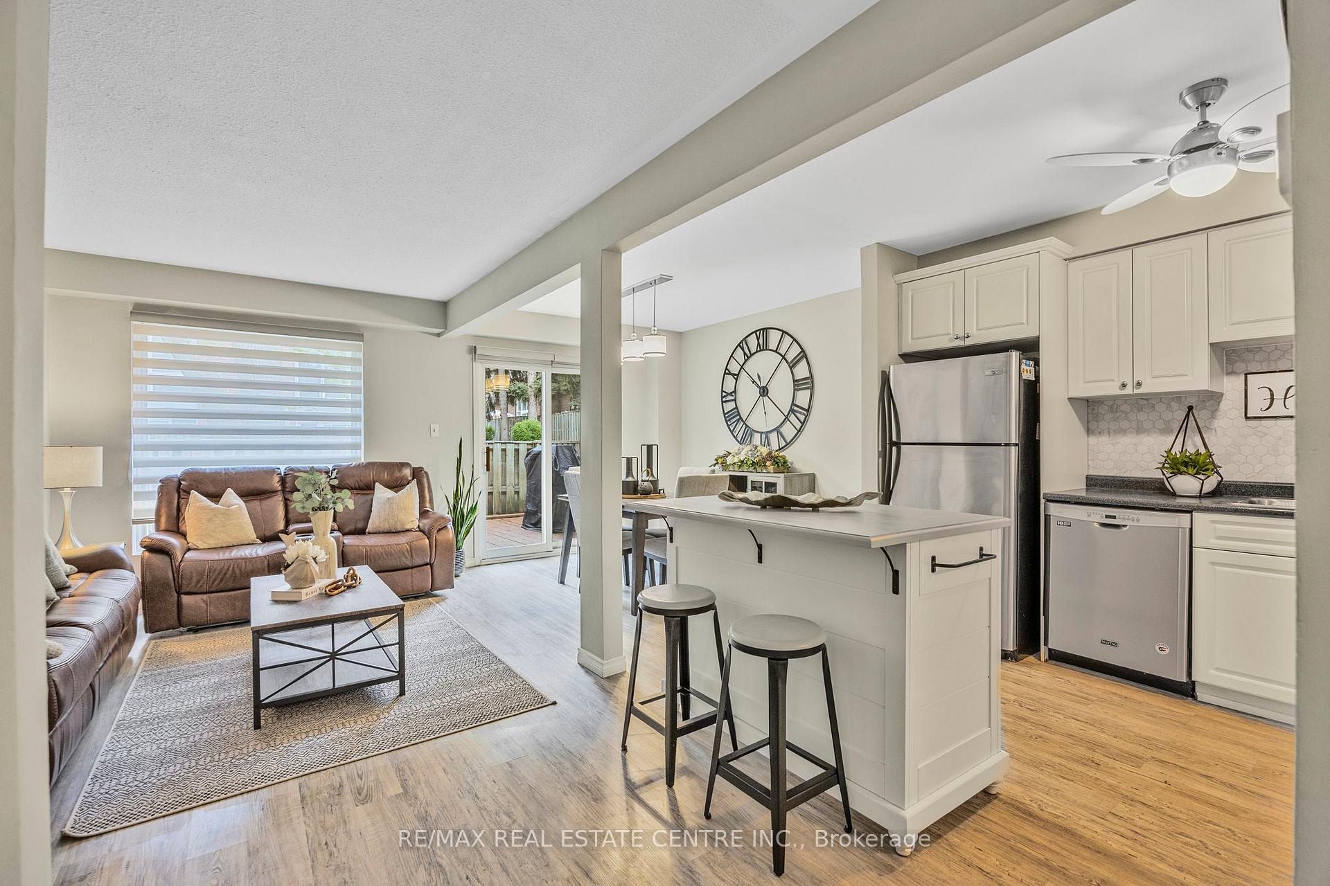 Photo 5 of Unit #32, 246 Tupper Boulevard, New Tecumseth, Alliston — HOMEH