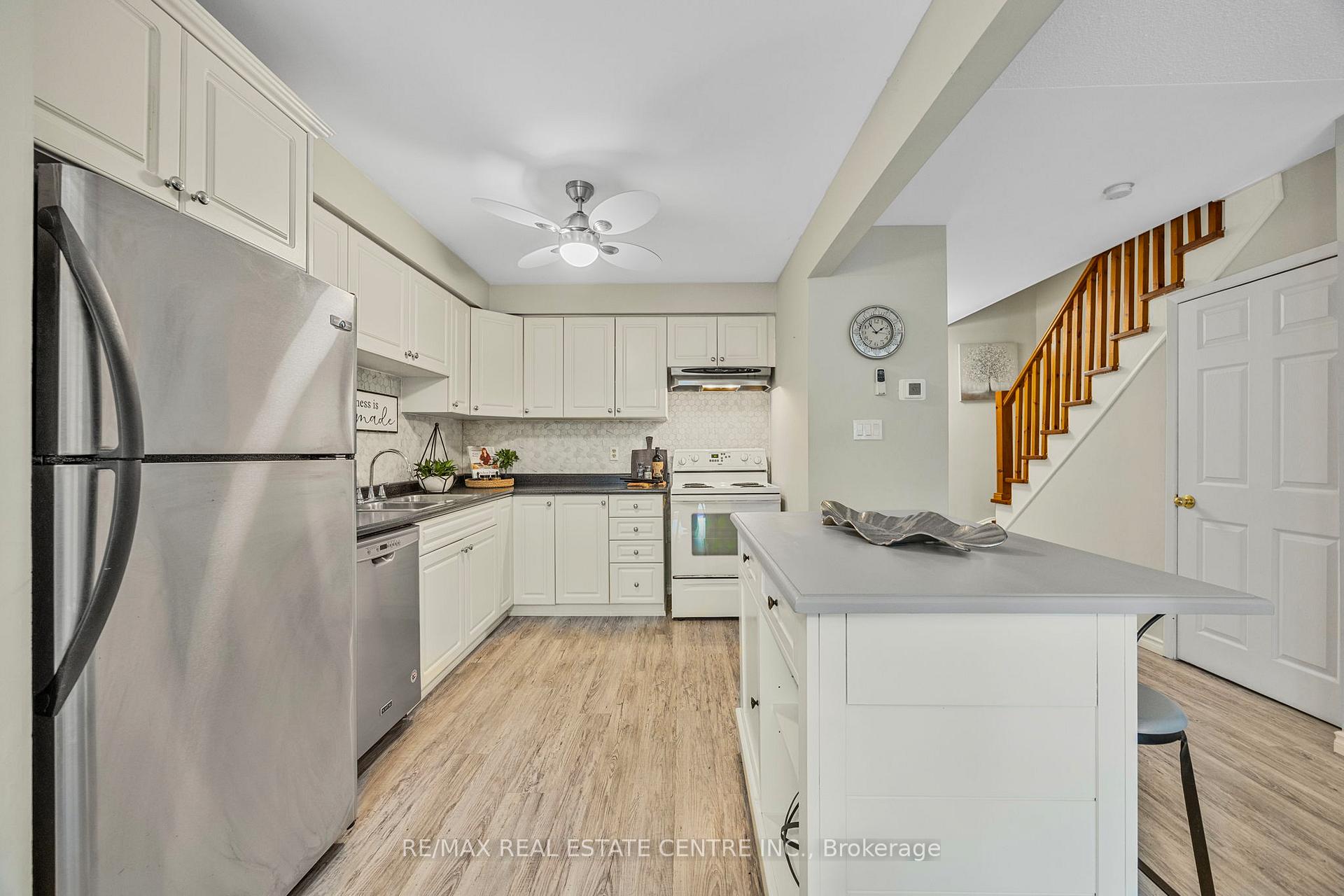 Photo 10 of Unit #32, 246 Tupper Boulevard, New Tecumseth, Alliston — HOMEH
