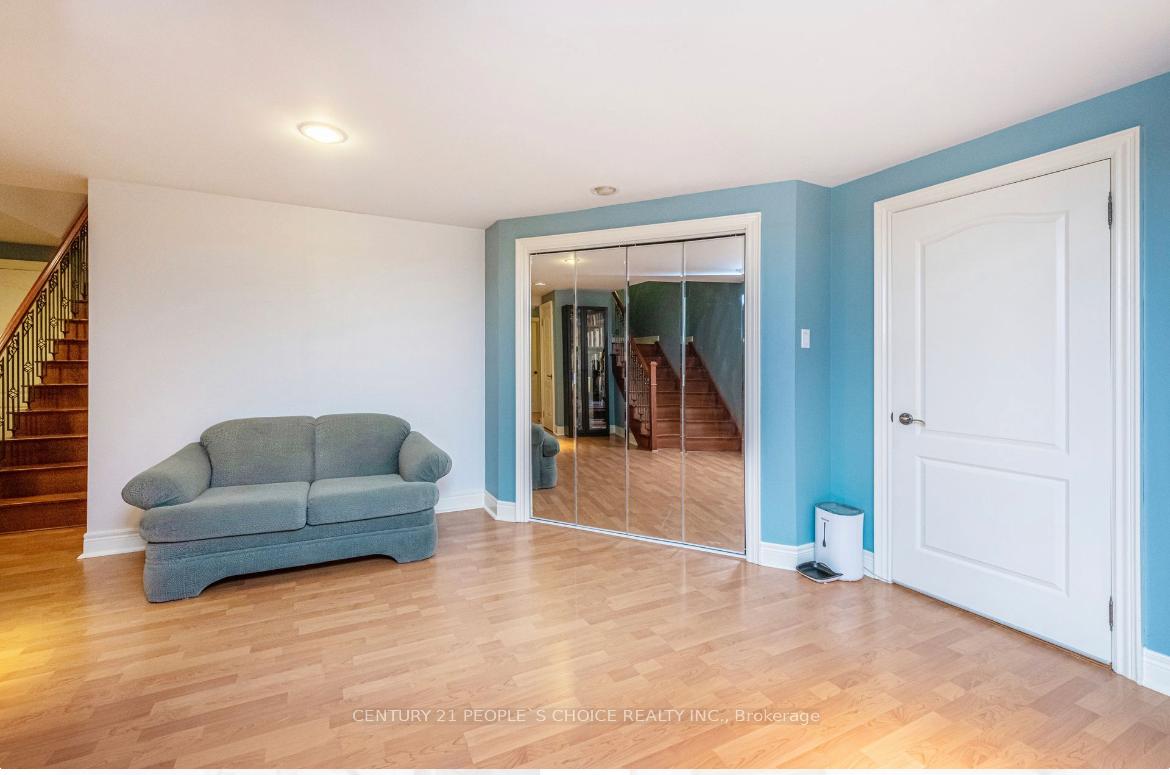 Photo 3 of Unit Bsmt, 180 Coronation Street, Vaughan, West Woodbridge — HOMEH