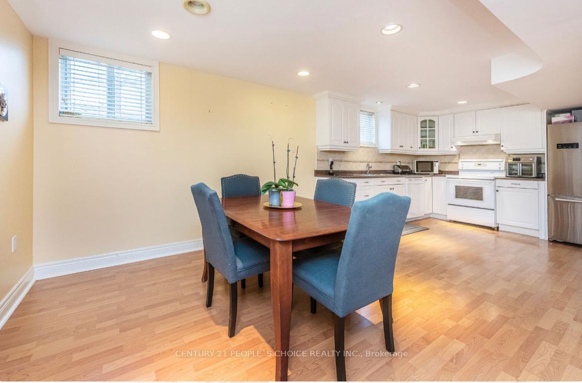 Photo 5 of Unit Bsmt, 180 Coronation Street, Vaughan, West Woodbridge — HOMEH