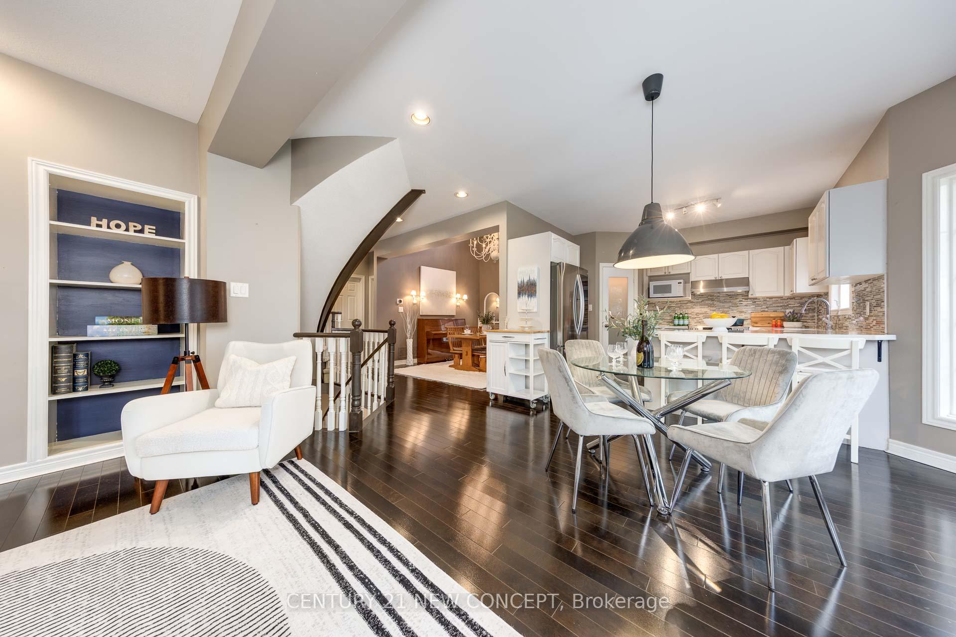 Photo 8 of 23 Ballymore Drive, Aurora, Bayview Wellington — HOMEH
