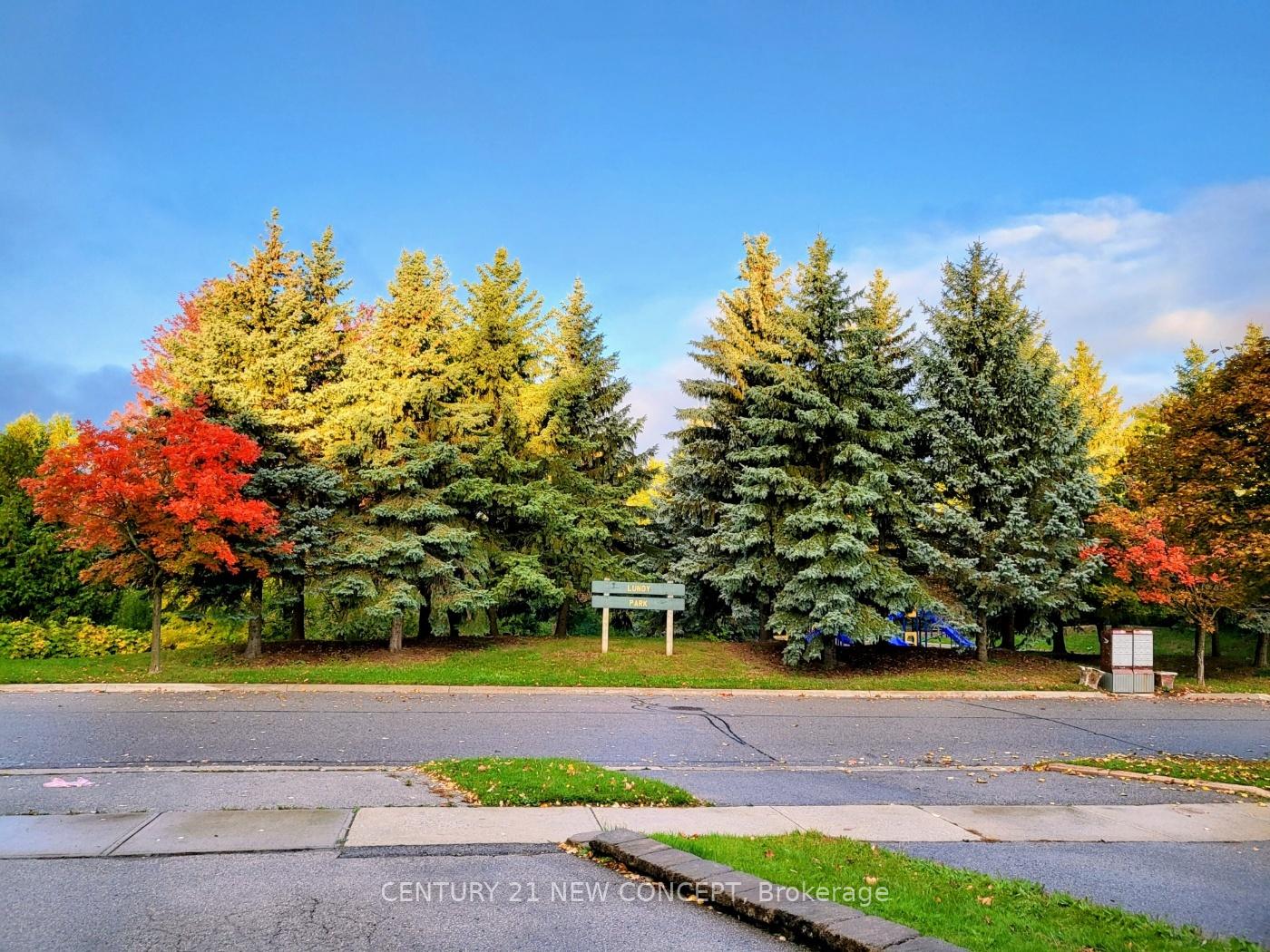 Photo 26 of 23 Ballymore Drive, Aurora, Bayview Wellington — HOMEH