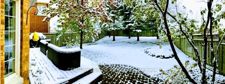 Photo 25 of 23 Ballymore Drive, Aurora, Bayview Wellington — HOMEH