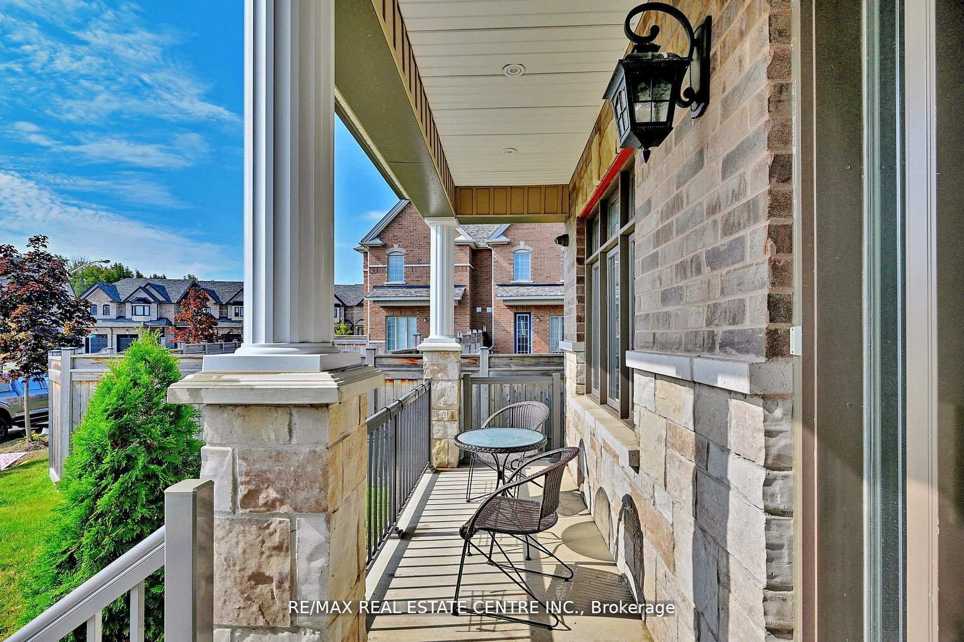 Photo 5 of 92 Holt Drive, New Tecumseth, Alliston — HOMEH