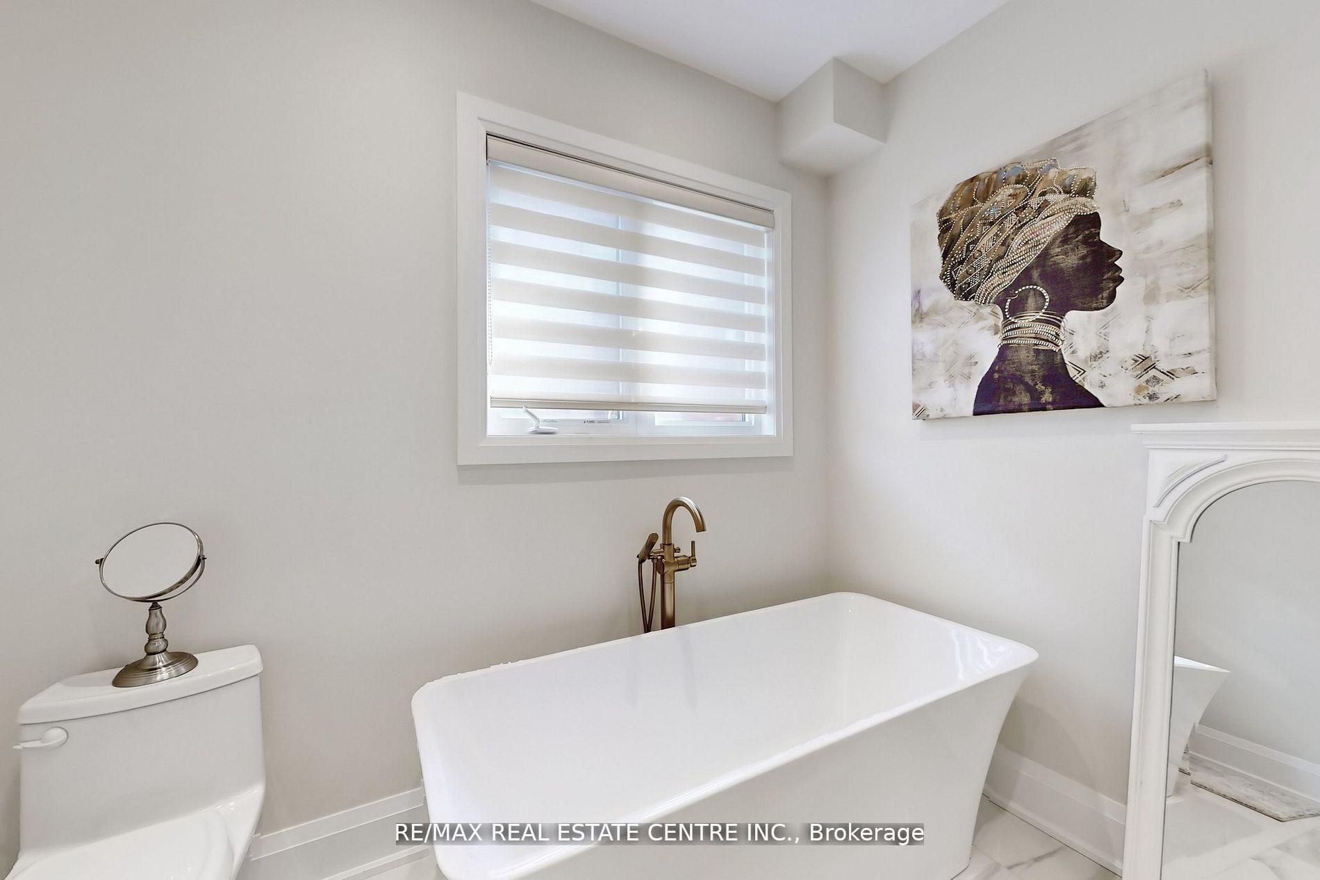 Photo 8 of 92 Holt Drive, New Tecumseth, Alliston — HOMEH