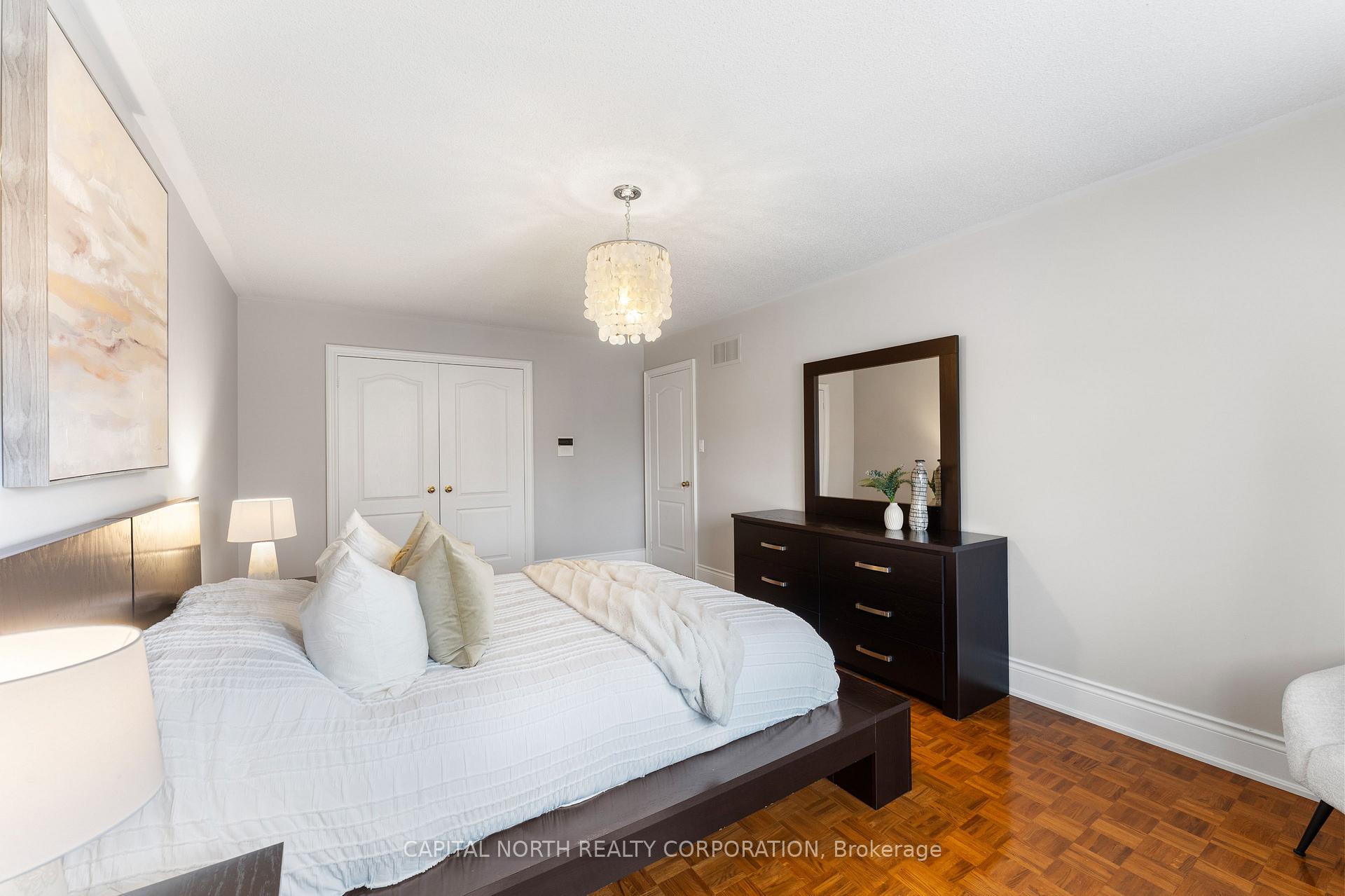 Photo 19 of 82 Harvester Crescent, Vaughan, Islington Woods — HOMEH