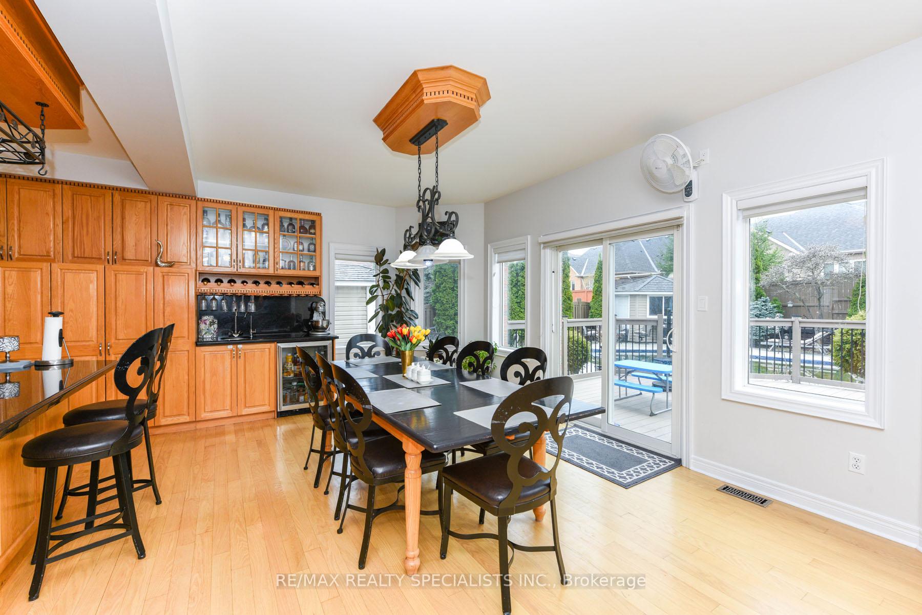 Photo 31 of 73 Colonel Bertram Road W, Brampton, Snelgrove — HOMEH
