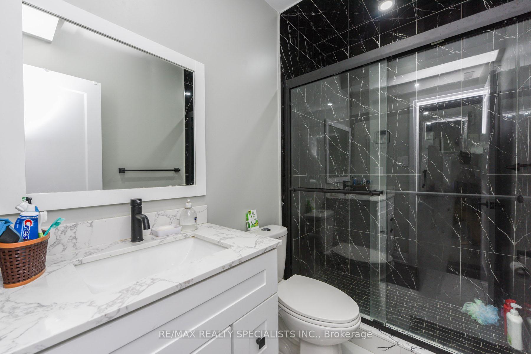 Photo 29 of 73 Colonel Bertram Road W, Brampton, Snelgrove — HOMEH