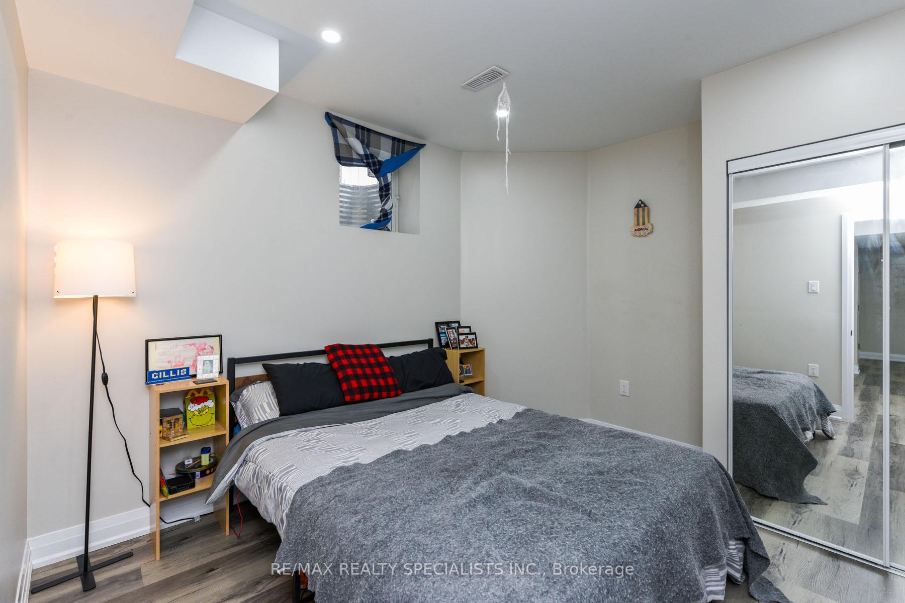 Photo 23 of 73 Colonel Bertram Road W, Brampton, Snelgrove — HOMEH