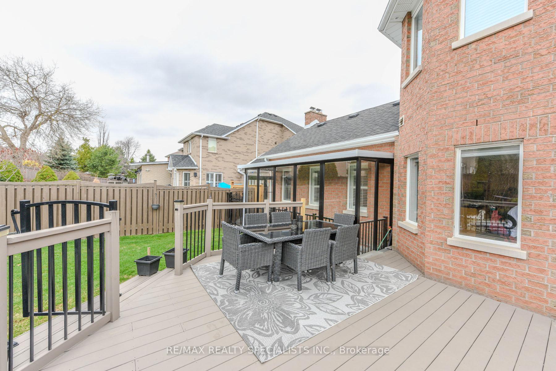 Photo 32 of 73 Colonel Bertram Road W, Brampton, Snelgrove — HOMEH