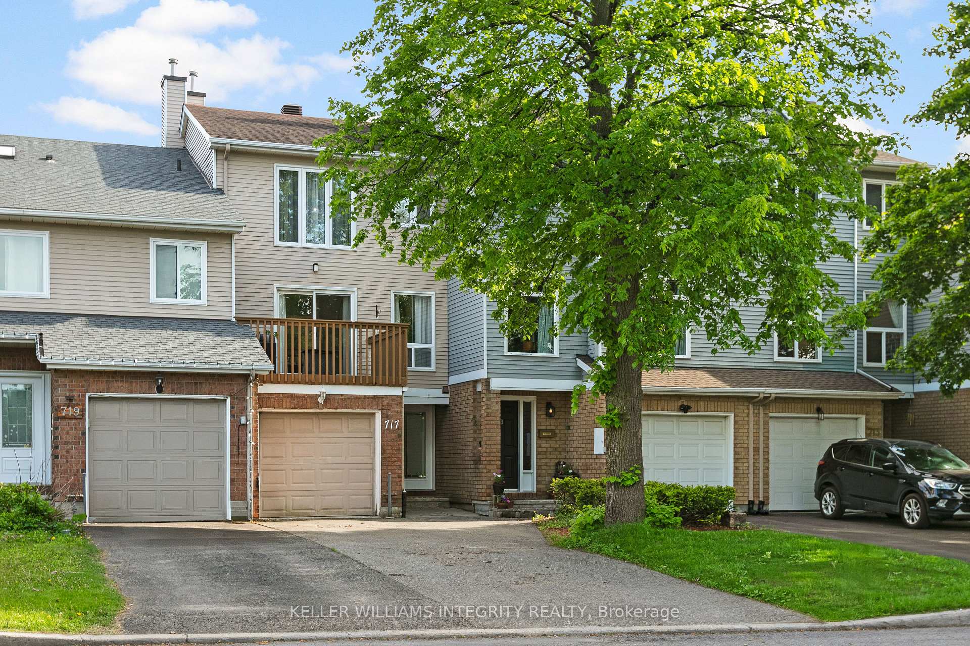 Photo 1 of 717 Brome Crescent, Ottawa, Fallingbrook/Ridgemount — HOMEH