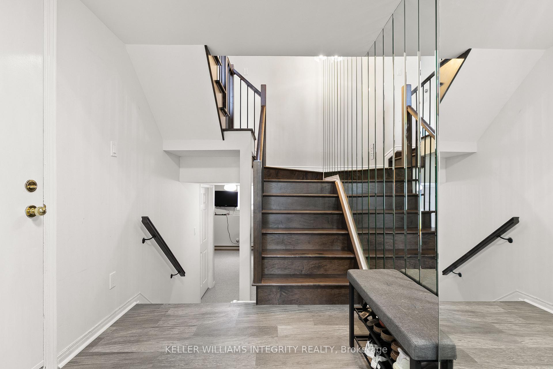 Photo 40 of 717 Brome Crescent, Ottawa, Fallingbrook/Ridgemount — HOMEH