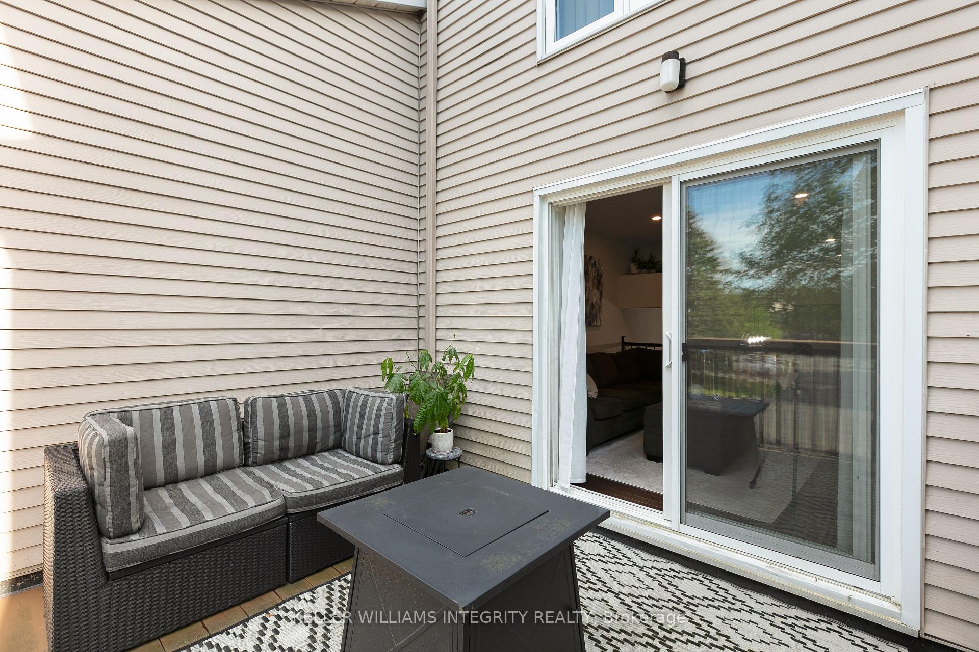 Photo 30 of 717 Brome Crescent, Ottawa, Fallingbrook/Ridgemount — HOMEH