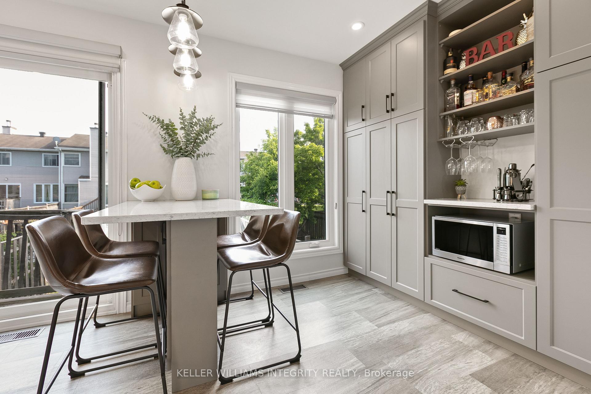 Photo 12 of 717 Brome Crescent, Ottawa, Fallingbrook/Ridgemount — HOMEH