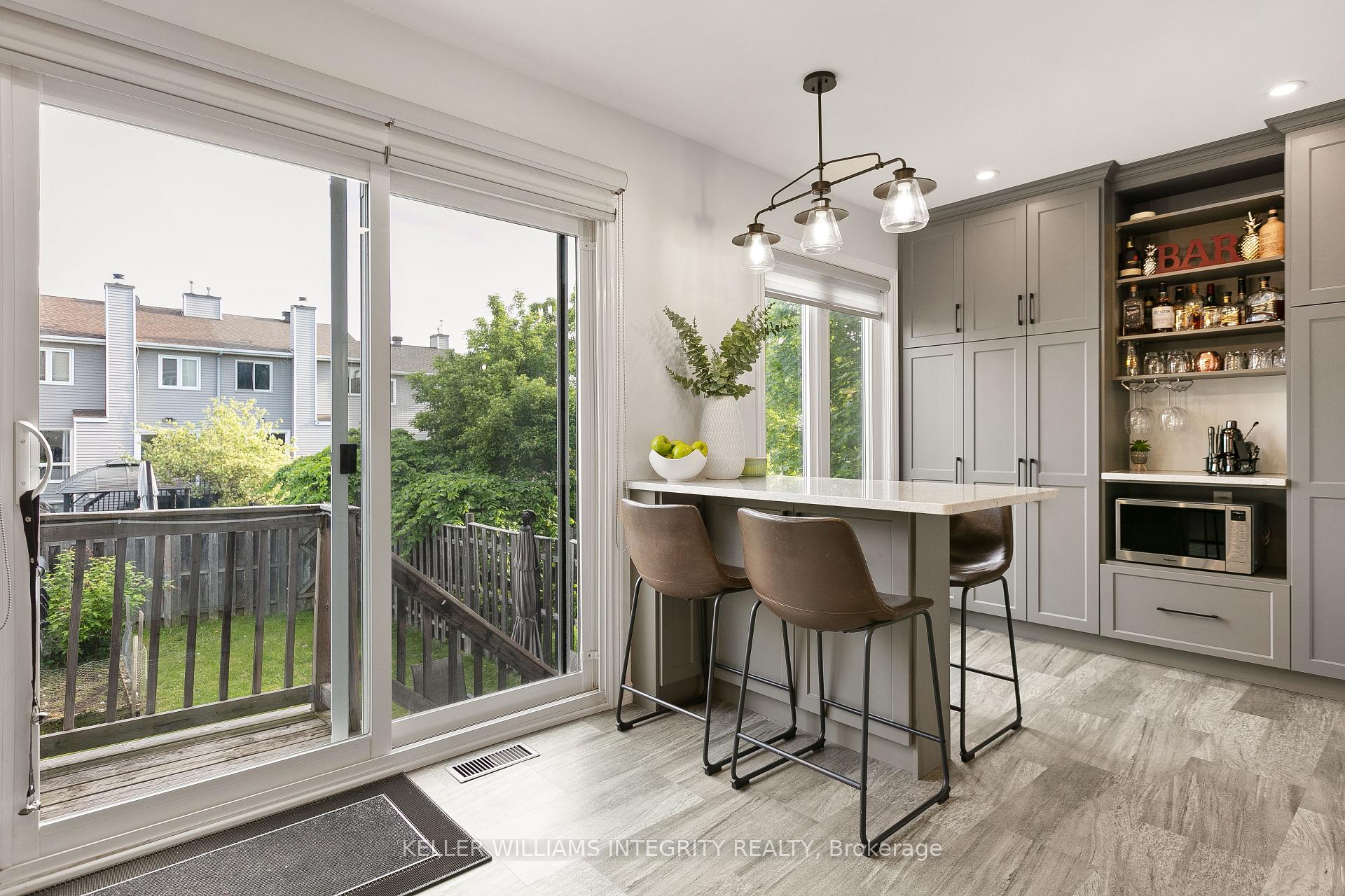 Photo 16 of 717 Brome Crescent, Ottawa, Fallingbrook/Ridgemount — HOMEH